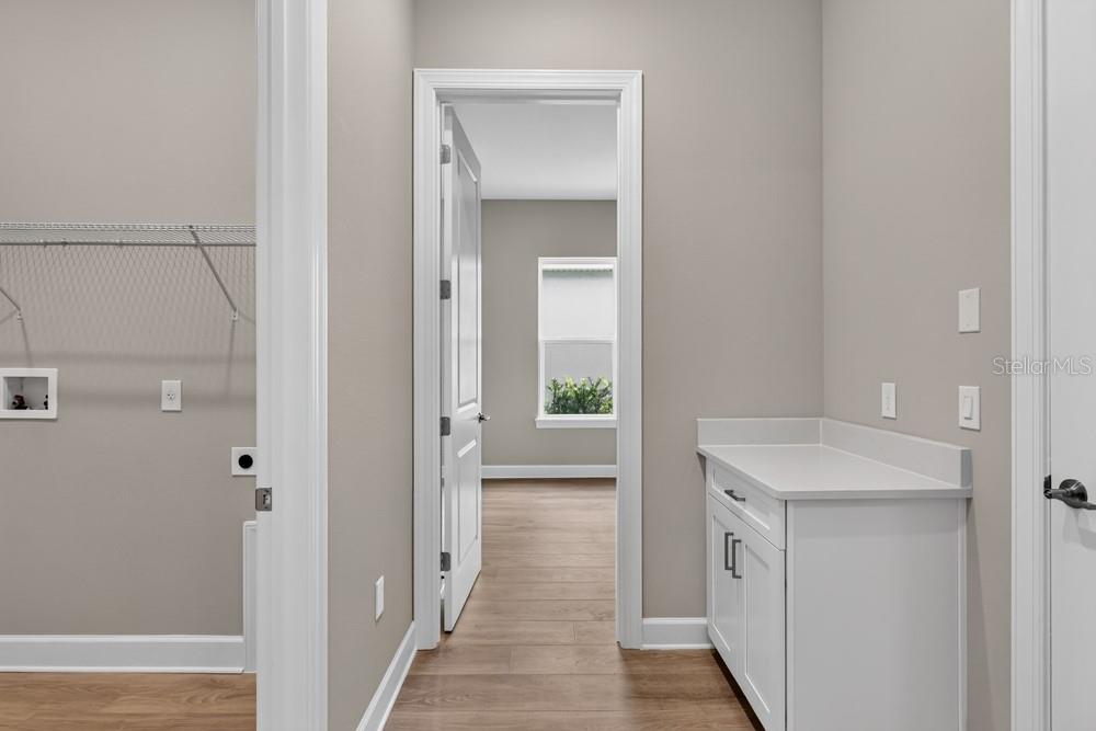 998 Tassleflower Trl Property Photo 32