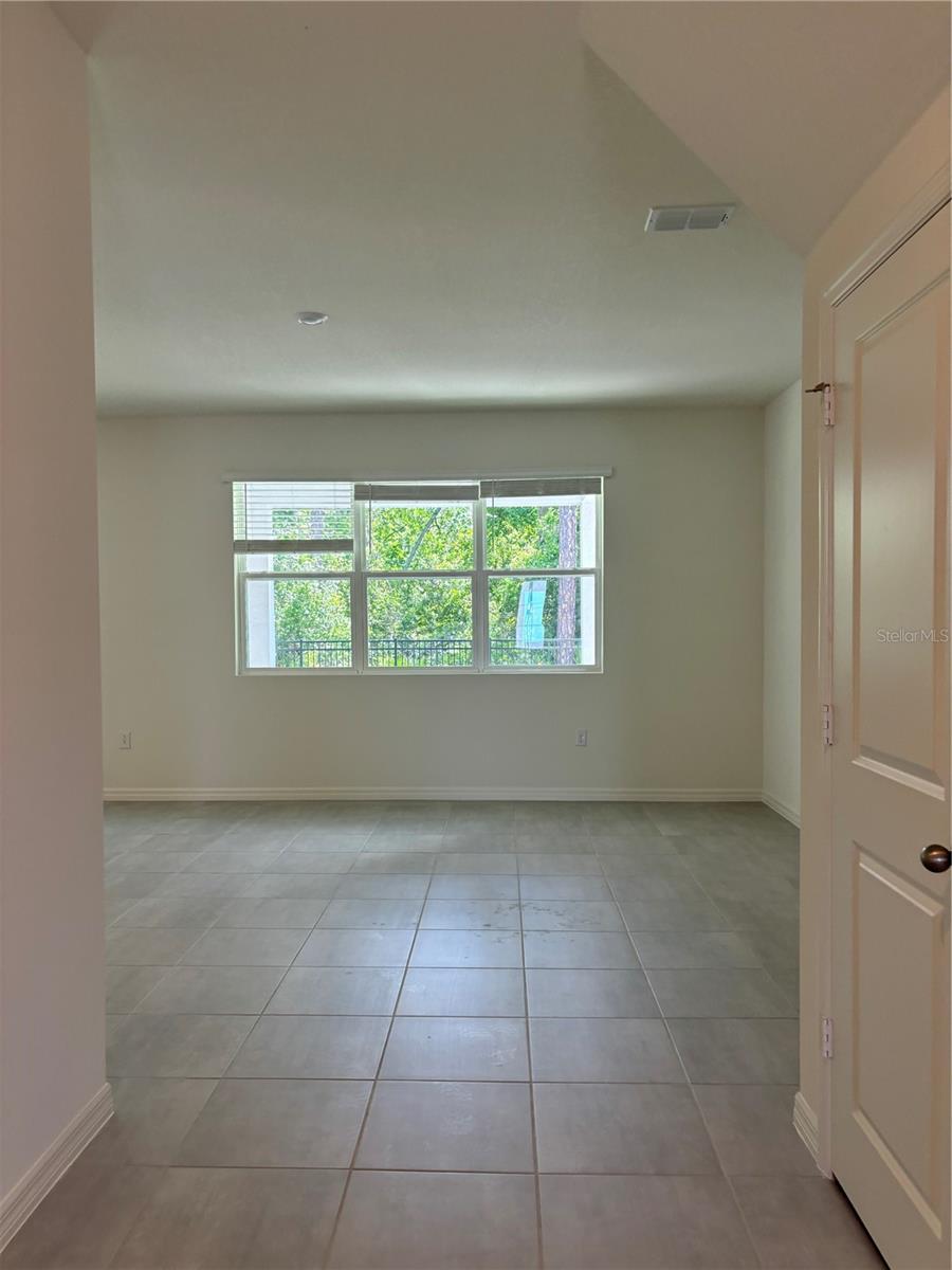2734 Raindrop Run St Property Photo 9