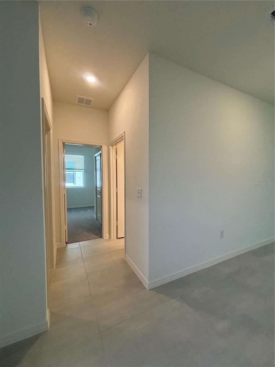 2734 Raindrop Run St Property Photo 29