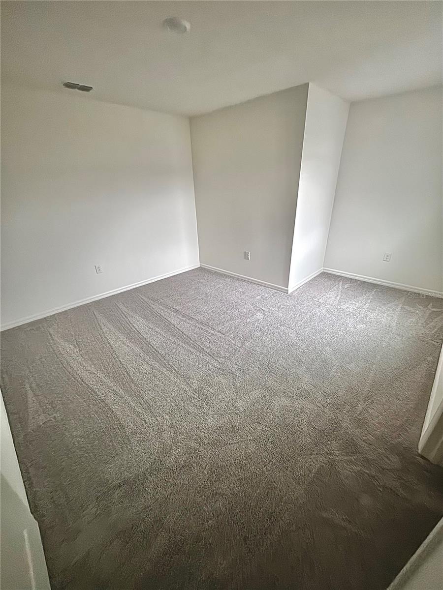2734 Raindrop Run St Property Photo 34