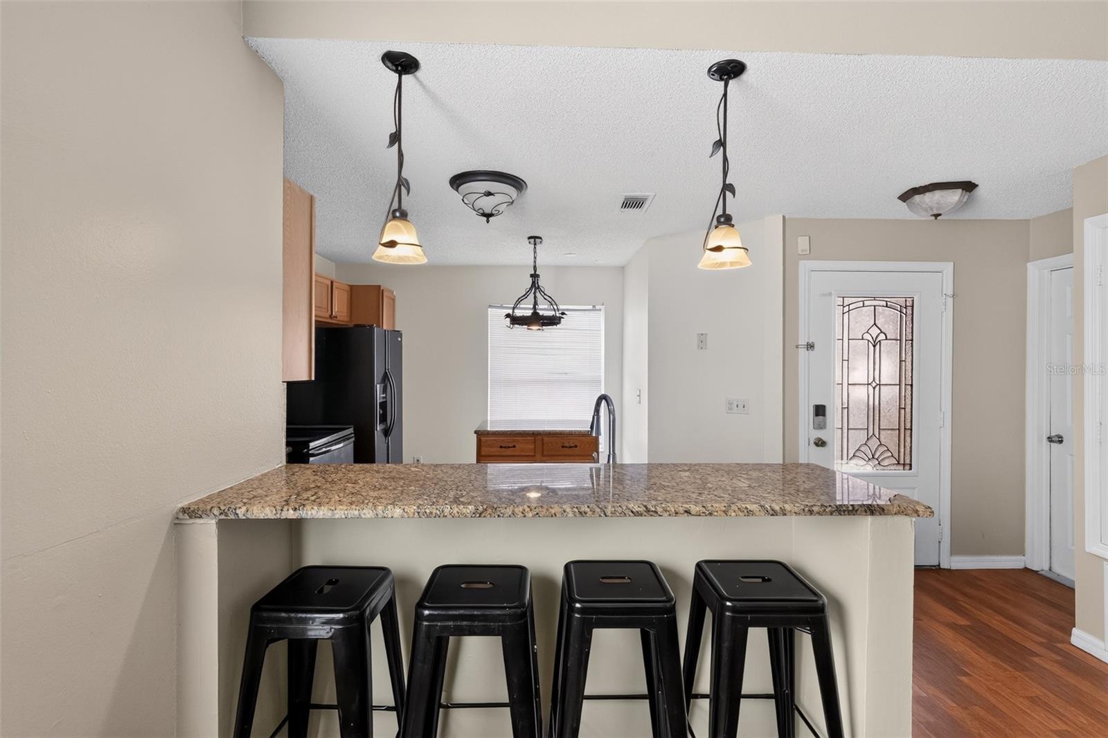 1243 Pin Oak Dr Property Photo 3