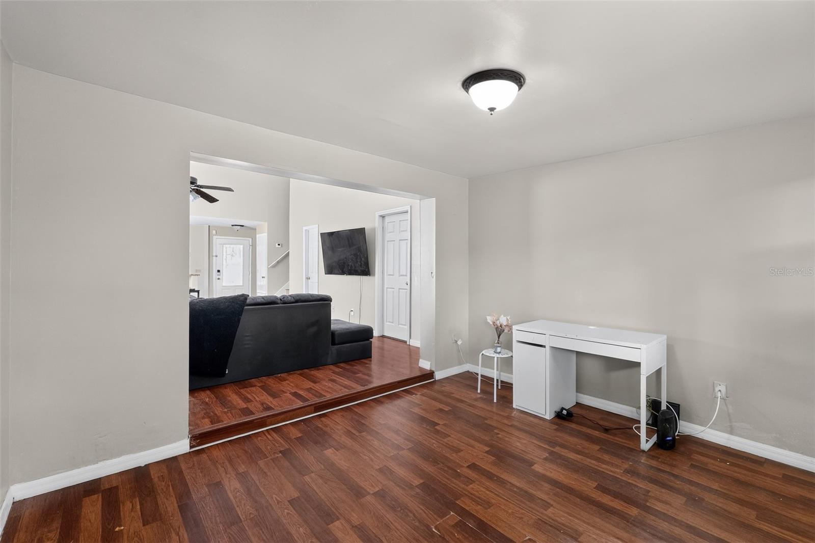 1243 Pin Oak Dr Property Photo 6