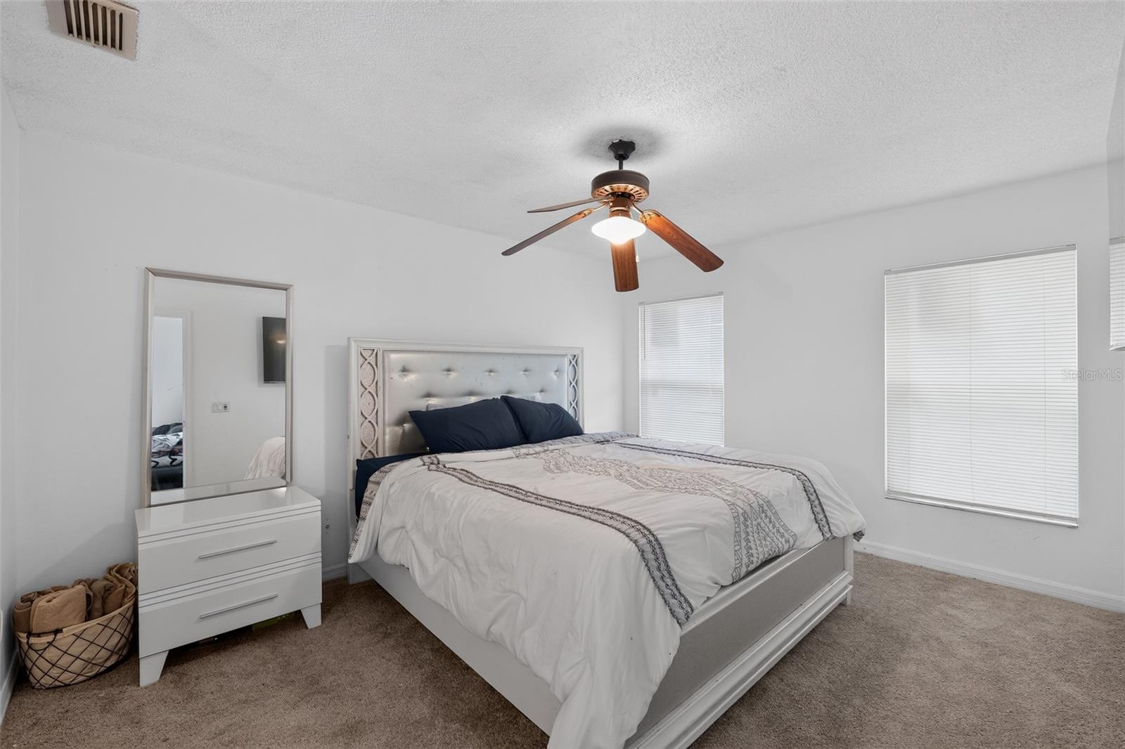 1243 Pin Oak Dr Property Photo 8