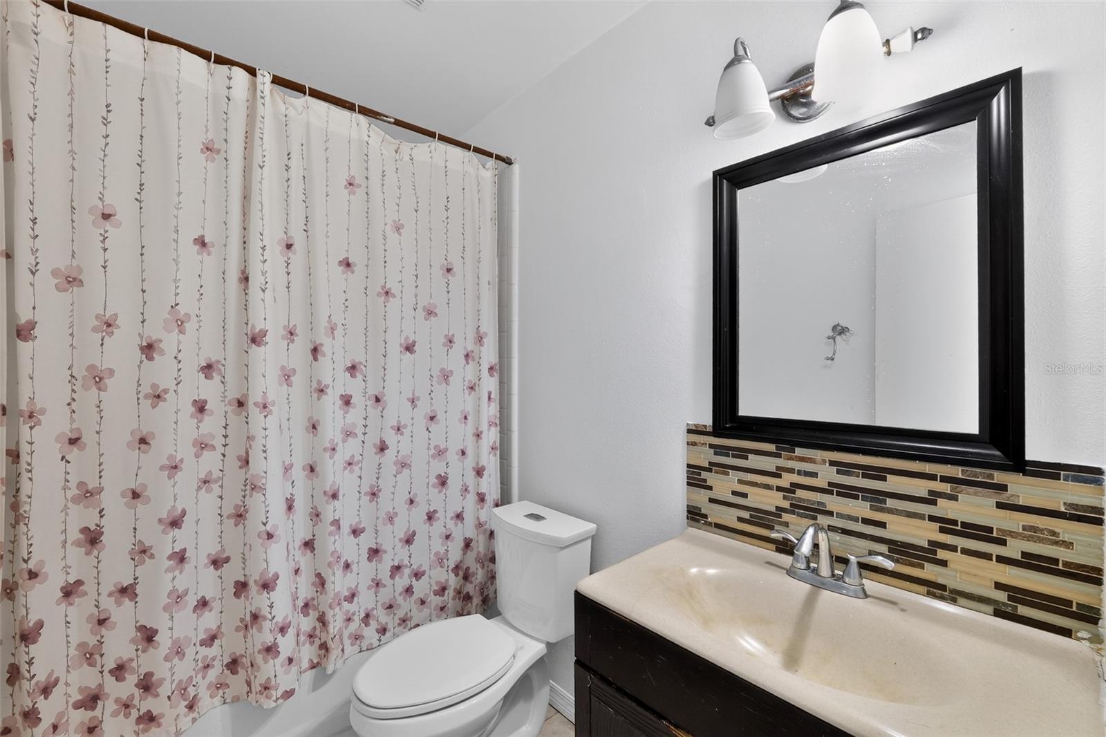 1243 Pin Oak Dr Property Photo 15