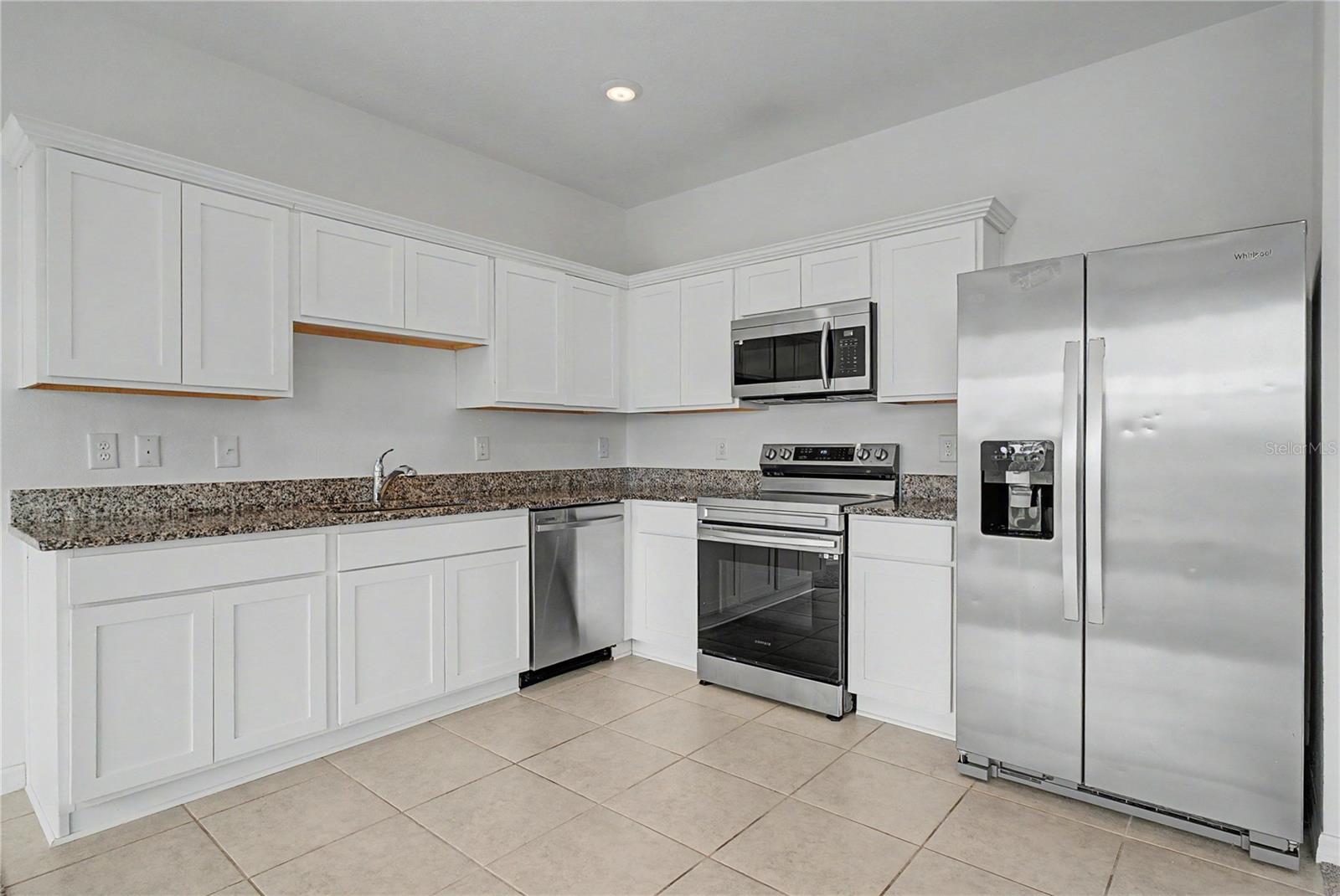 221 Mandovi St Property Photo 14