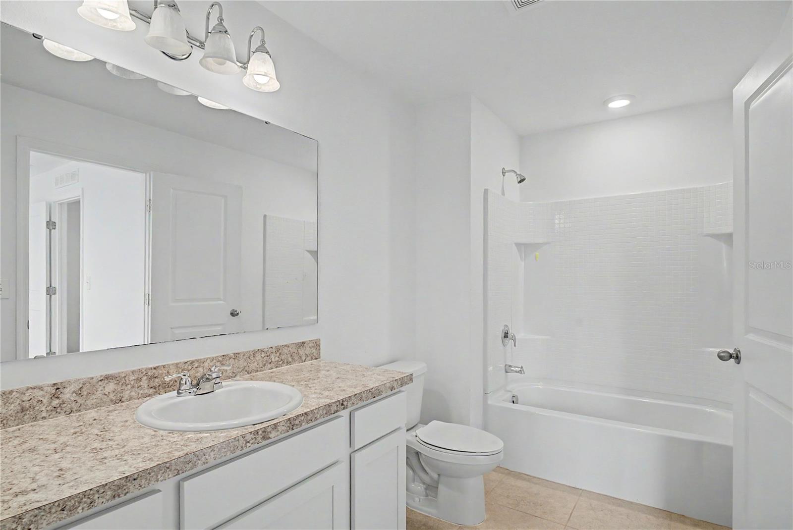 221 Mandovi St Property Photo 22