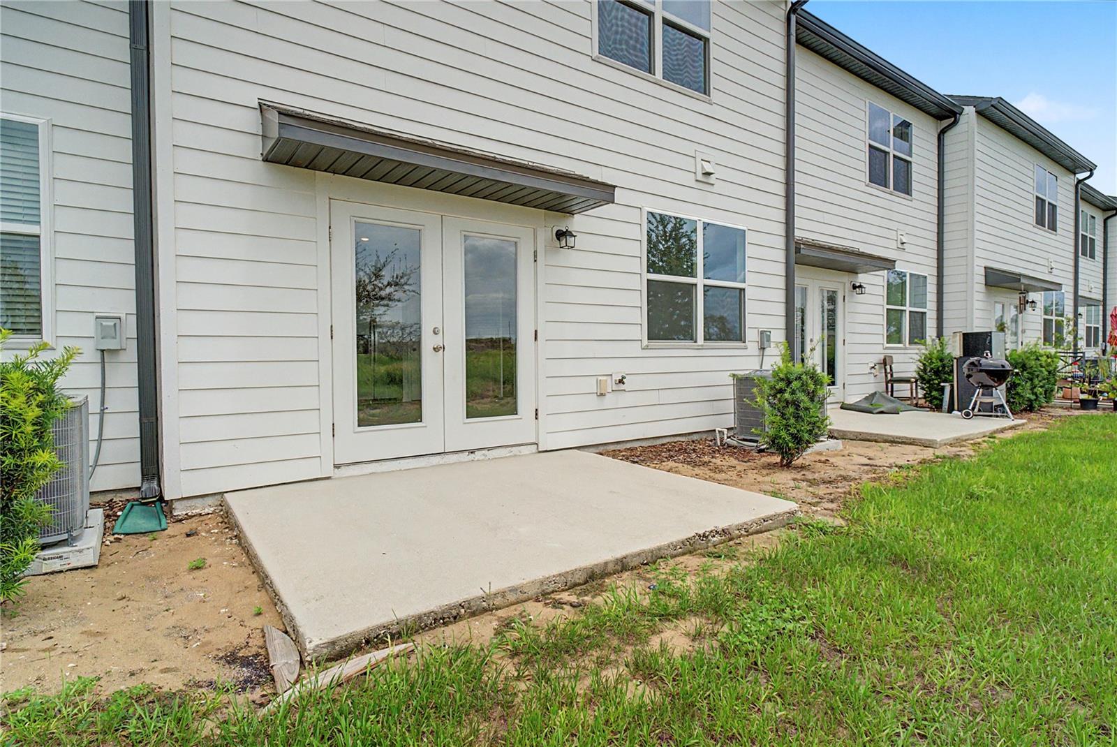 221 Mandovi St Property Photo 34
