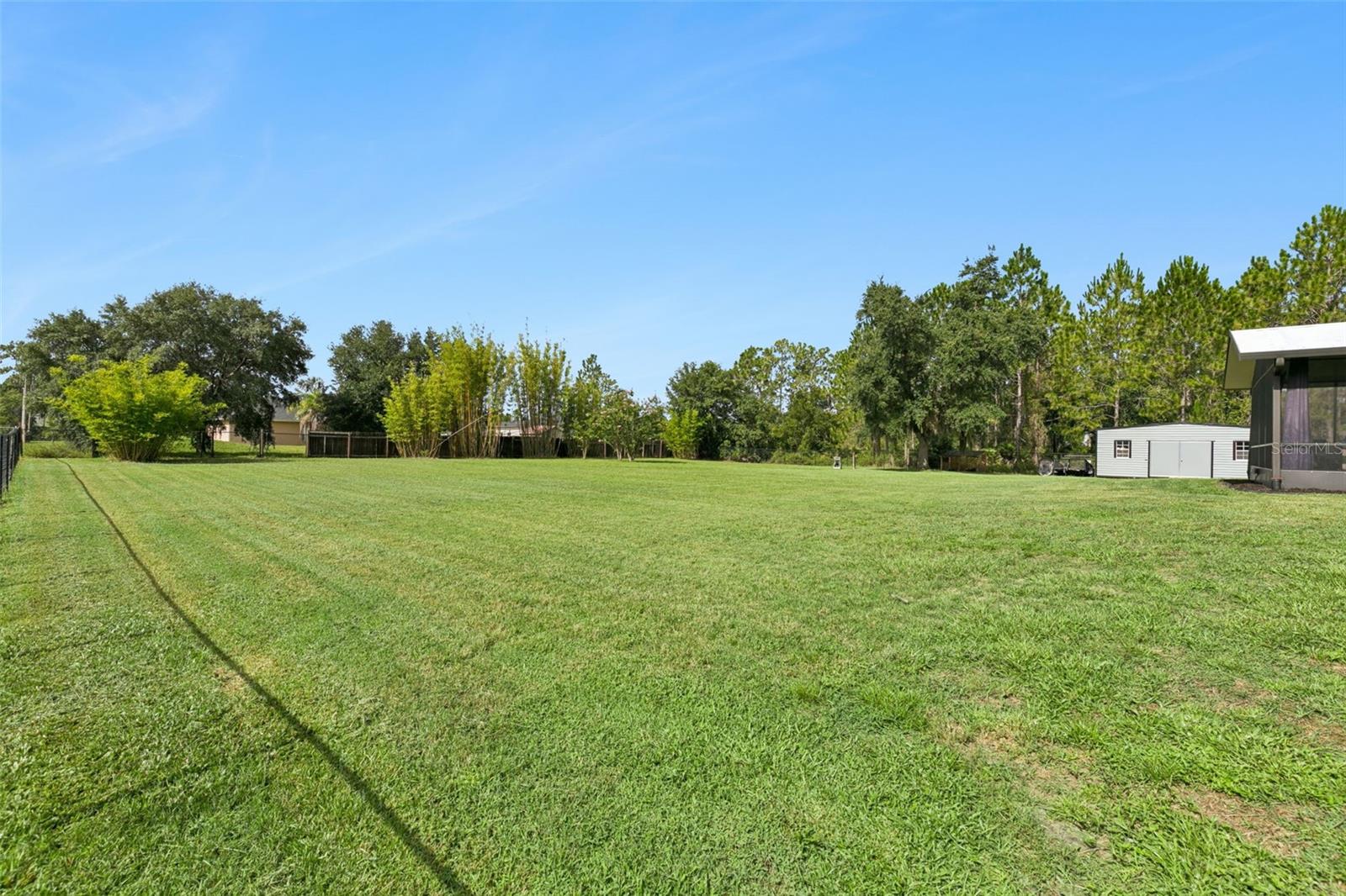 19204 Paddock St Property Photo 35