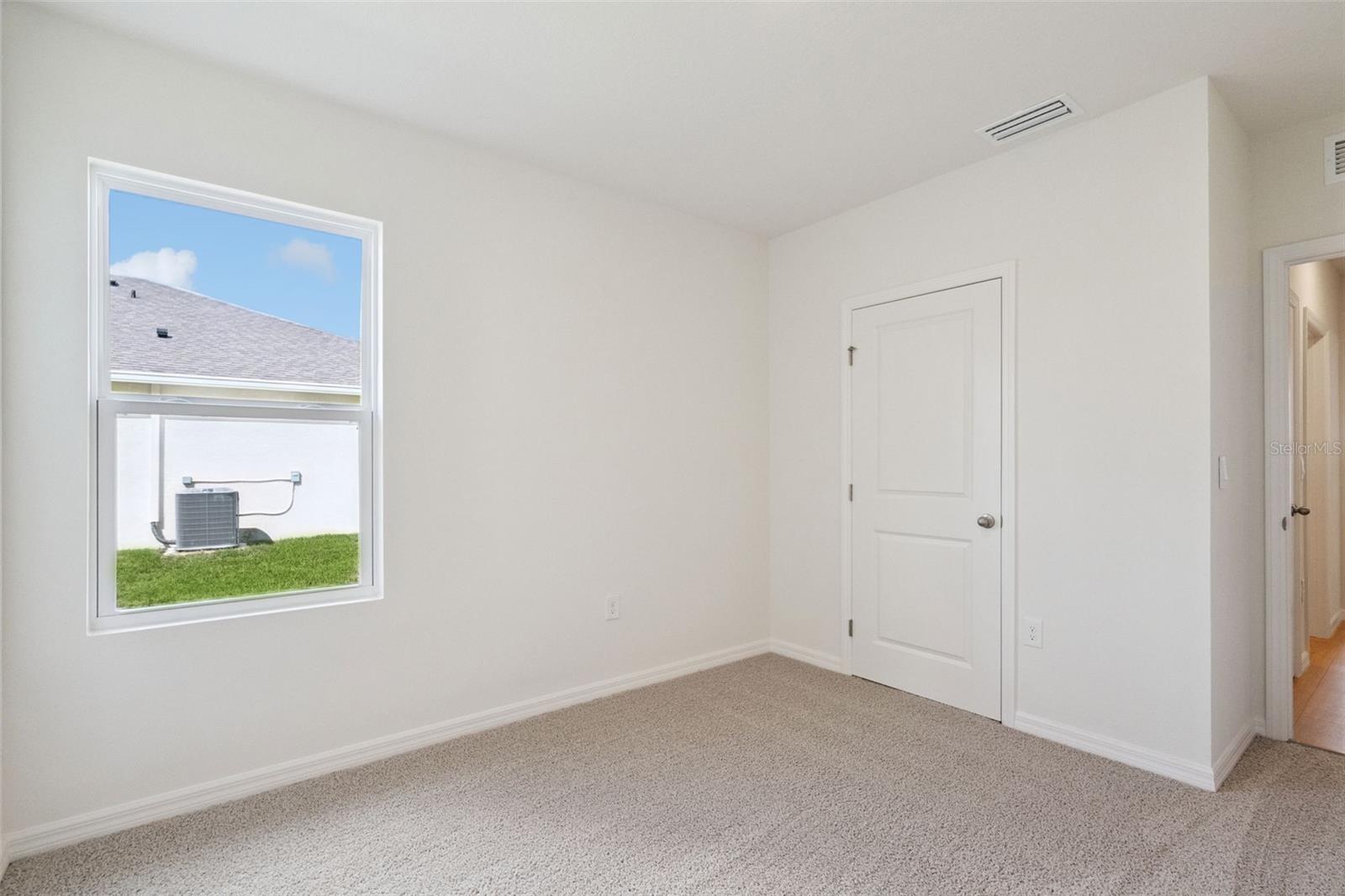 2509 Dorset Ct Property Photo 8