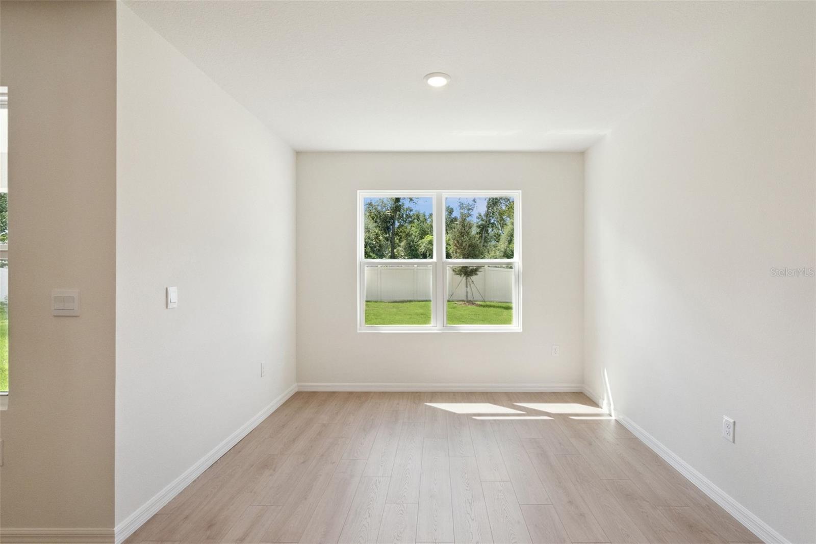 2509 Dorset Ct Property Photo 22