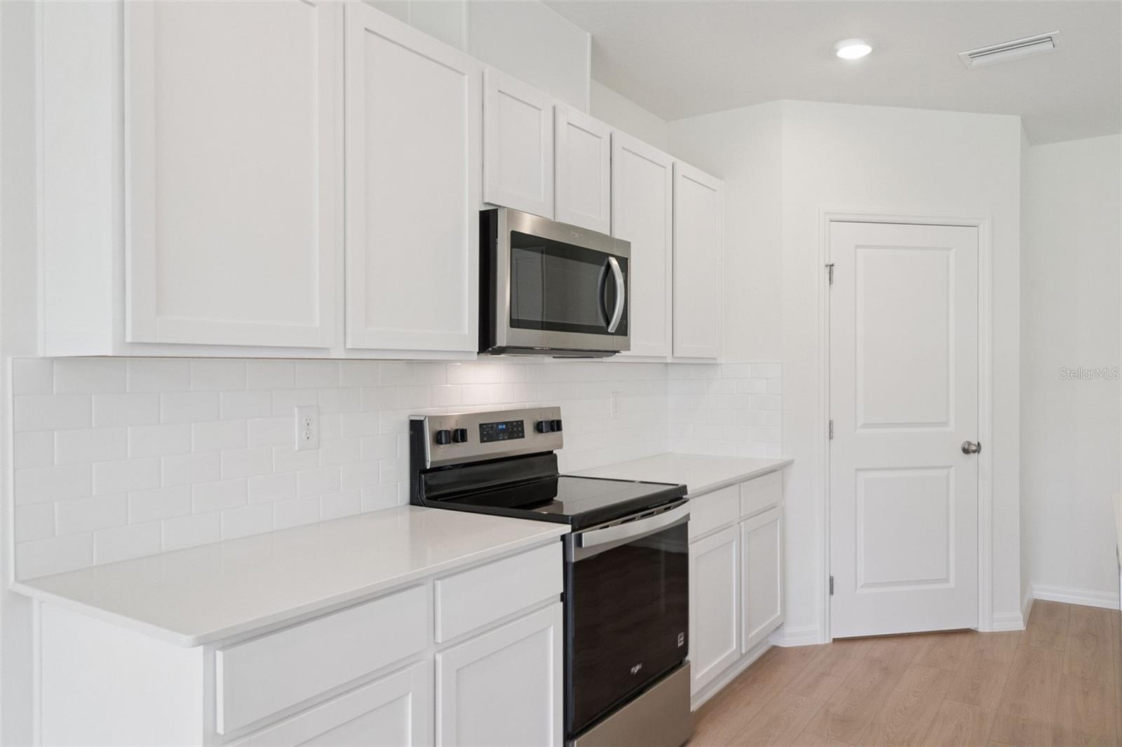 2509 Dorset Ct Property Photo 25