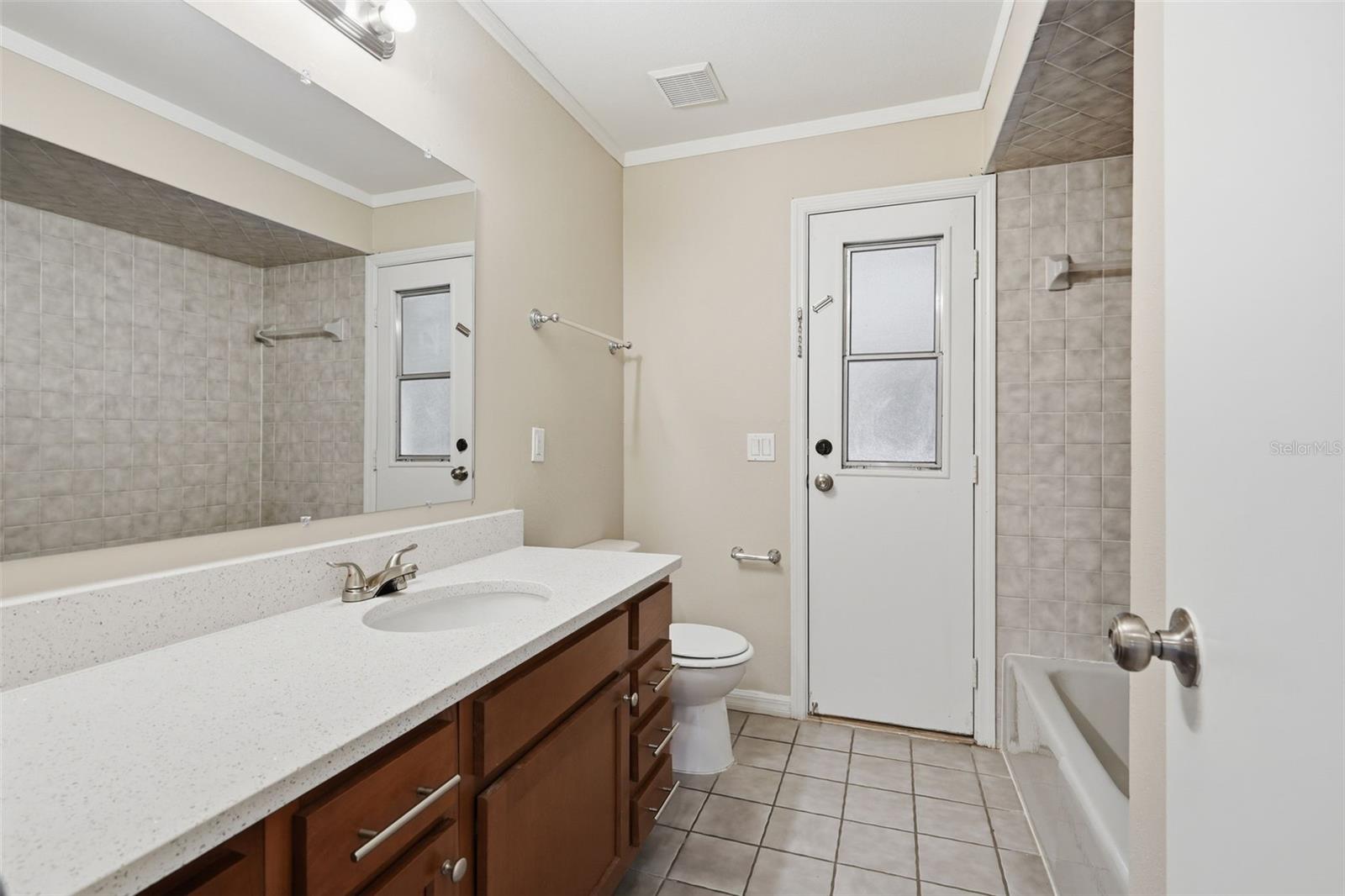 408 Coleman Dr Property Photo 24