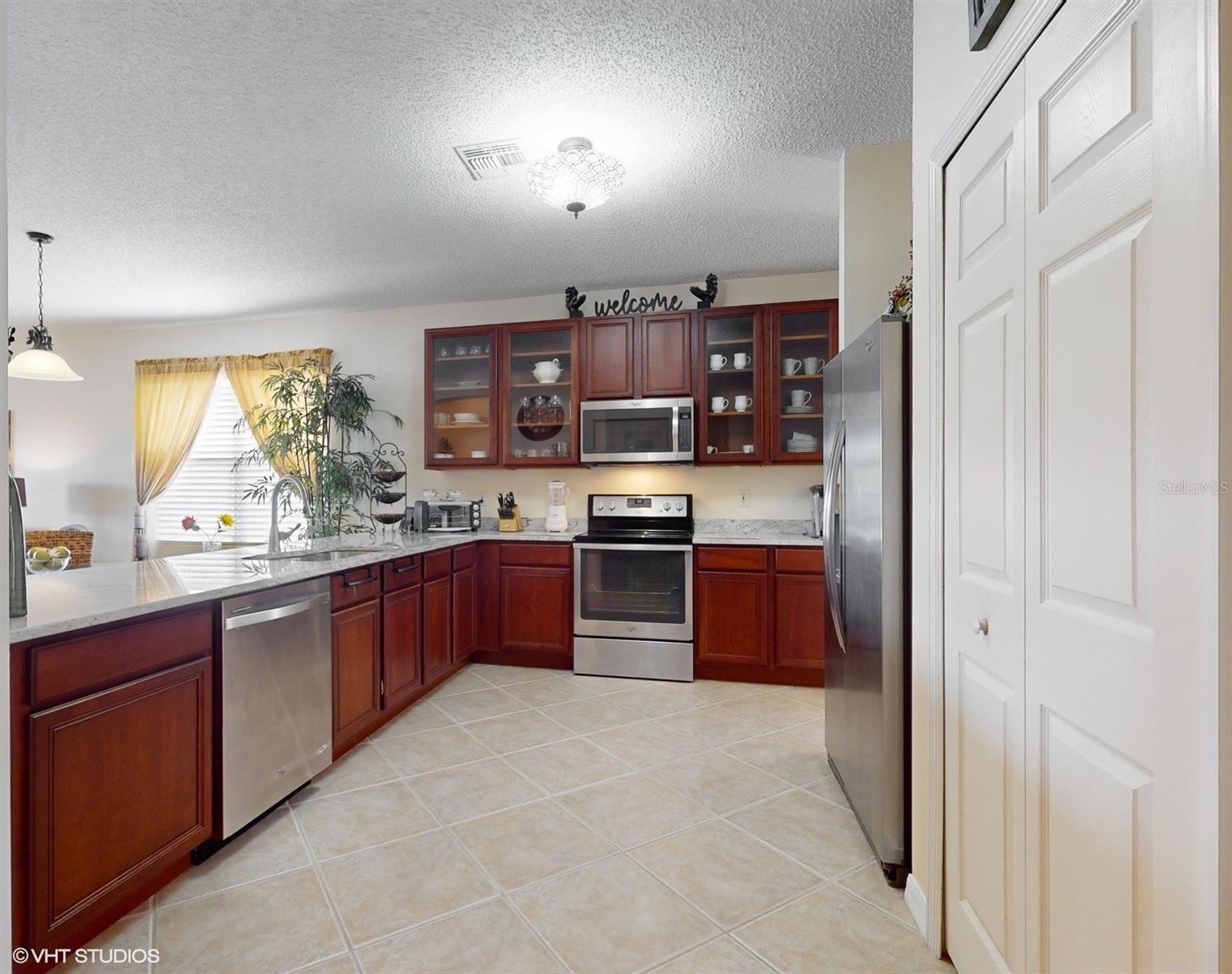 321 Cressa Cir Property Photo 10