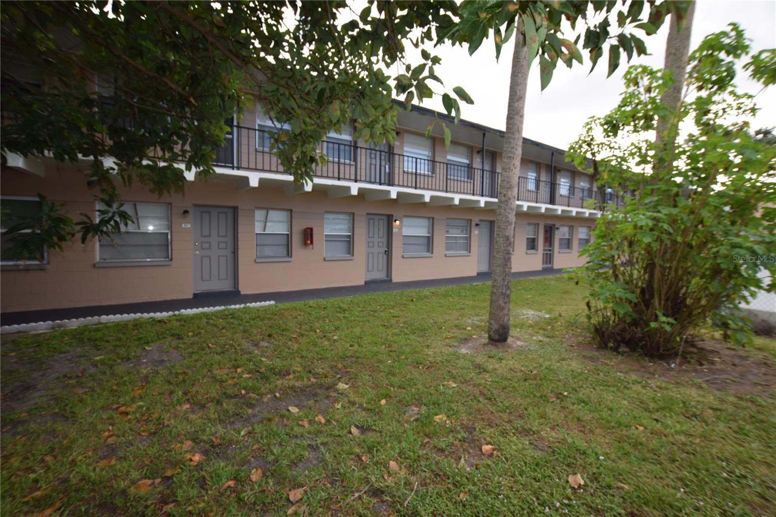 1713 DIXON BLVD #159