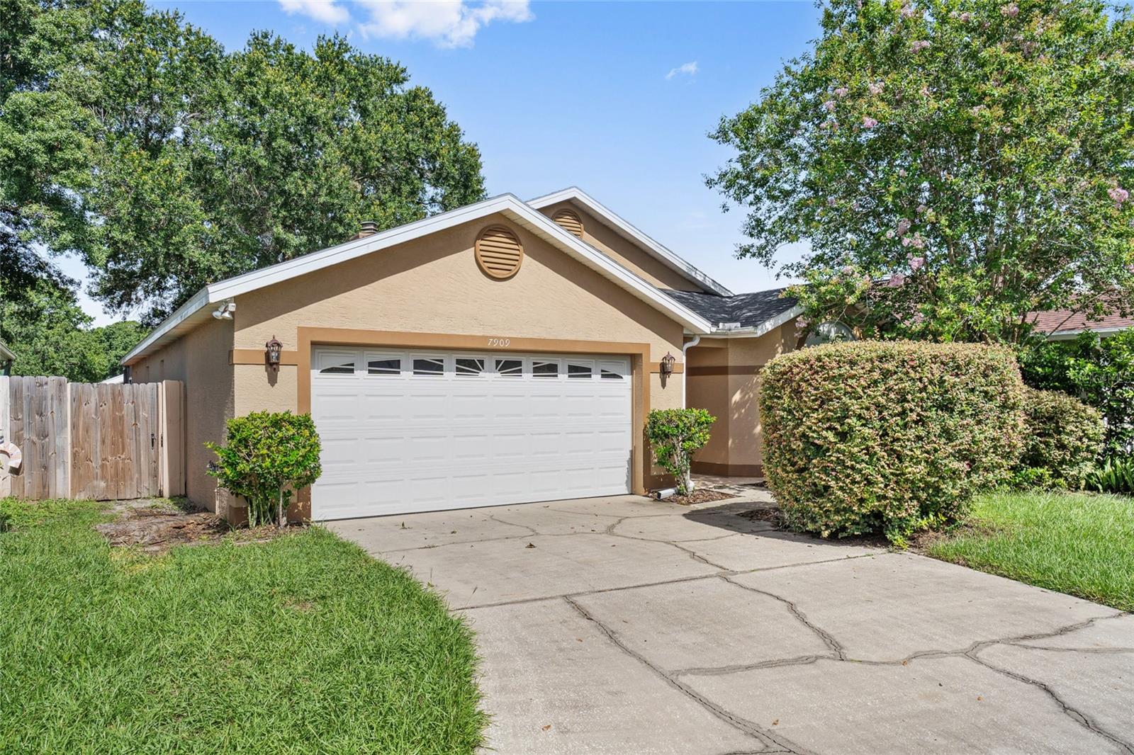7909 Waldorf Ct Property Photo 1