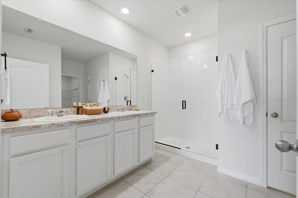 417 Corso Loop Property Photo 10