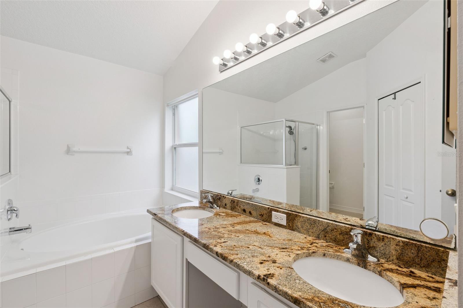 12751 Moss Park Ridge Dr Property Photo 22