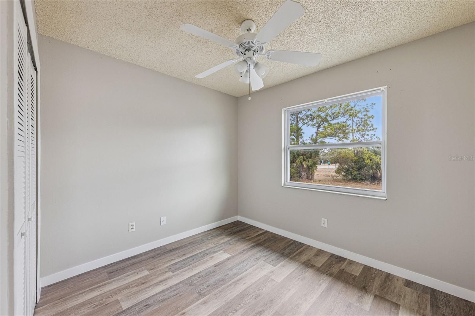 46 N Fairfax Ave Property Photo 13