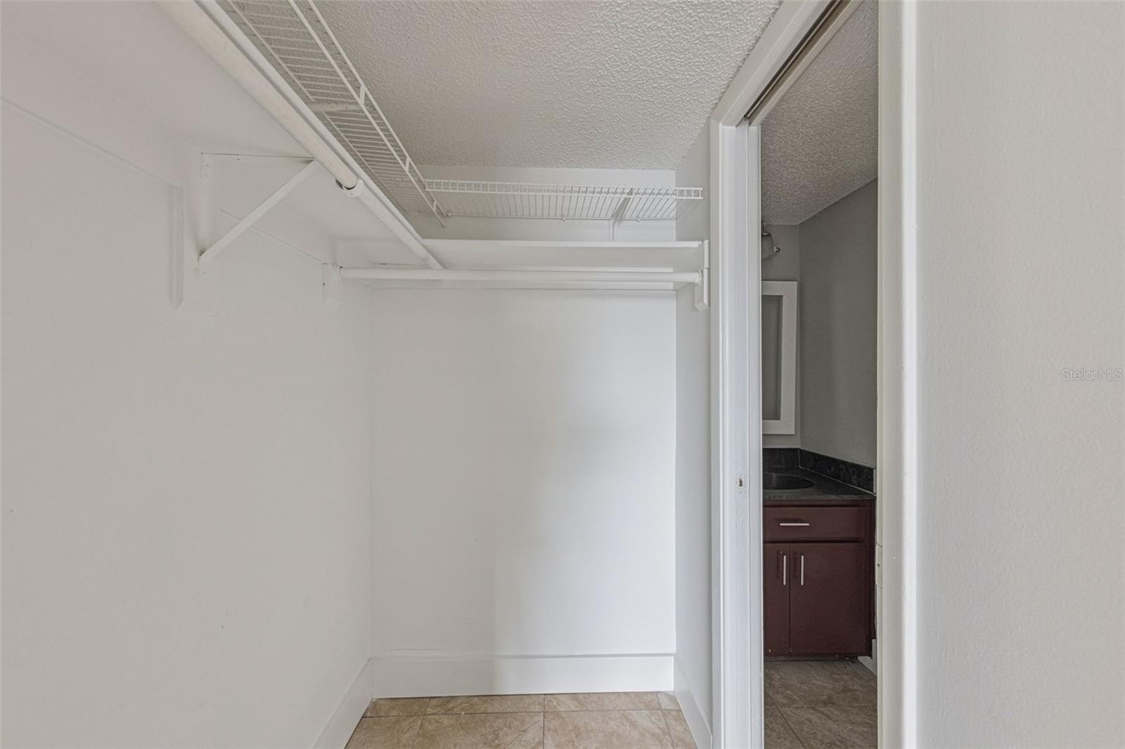 46 N Fairfax Ave Property Photo 23