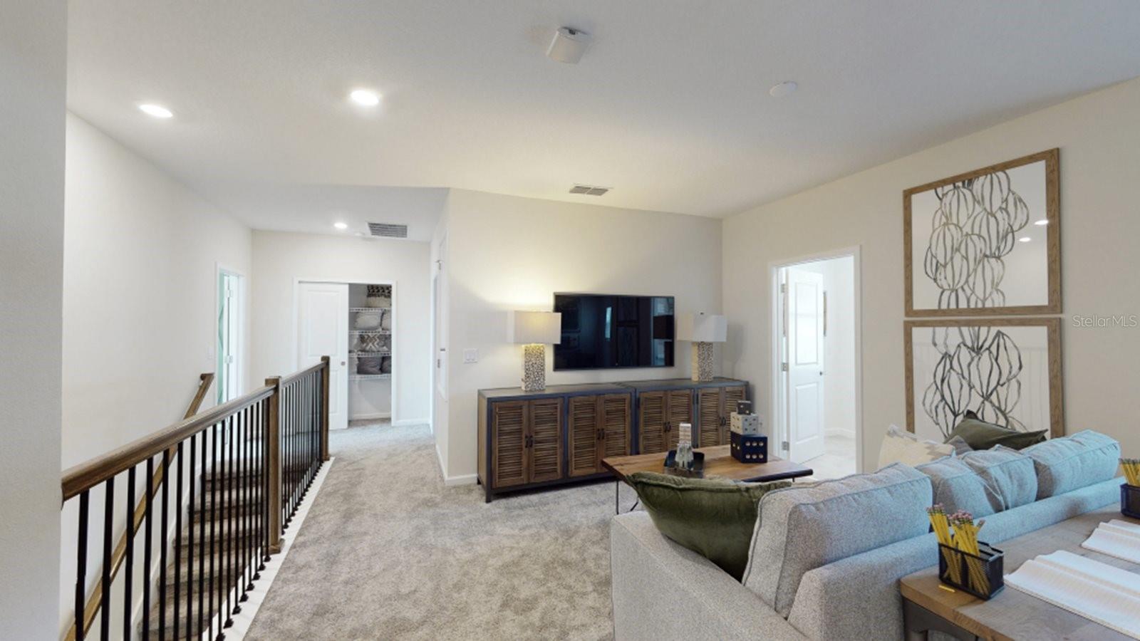 5620 Fiona Ln Property Photo 4