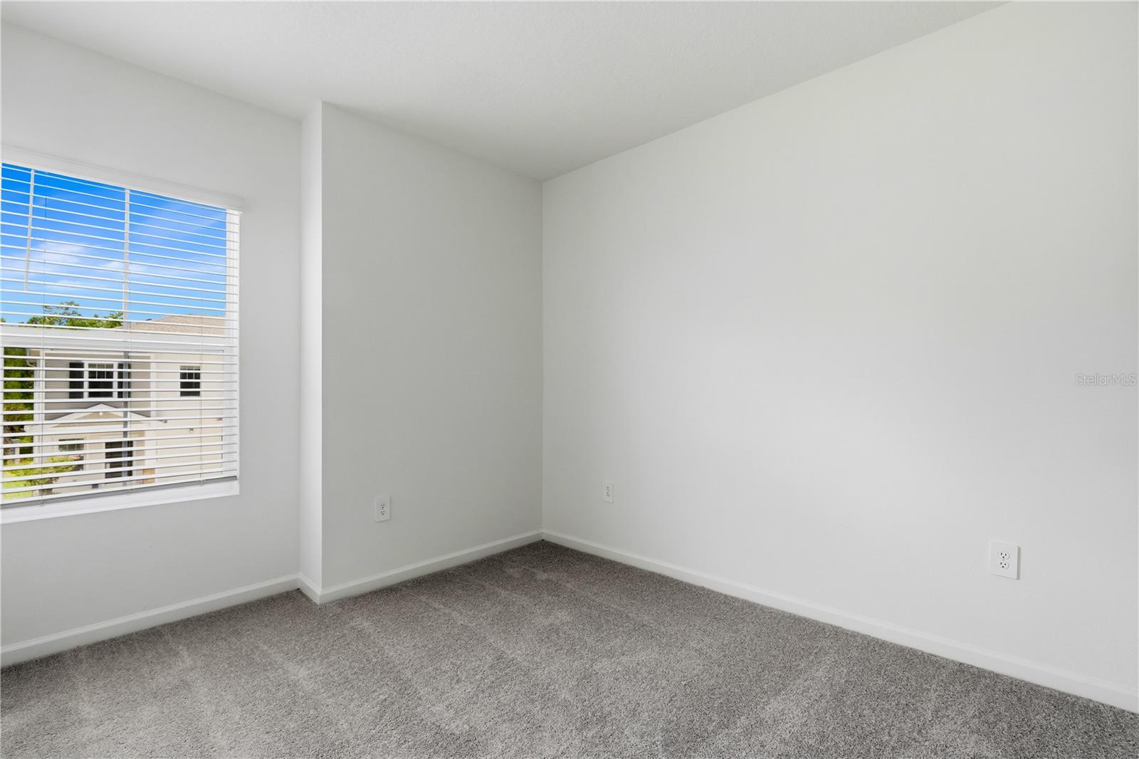 3092 Chromatic St Property Photo 12