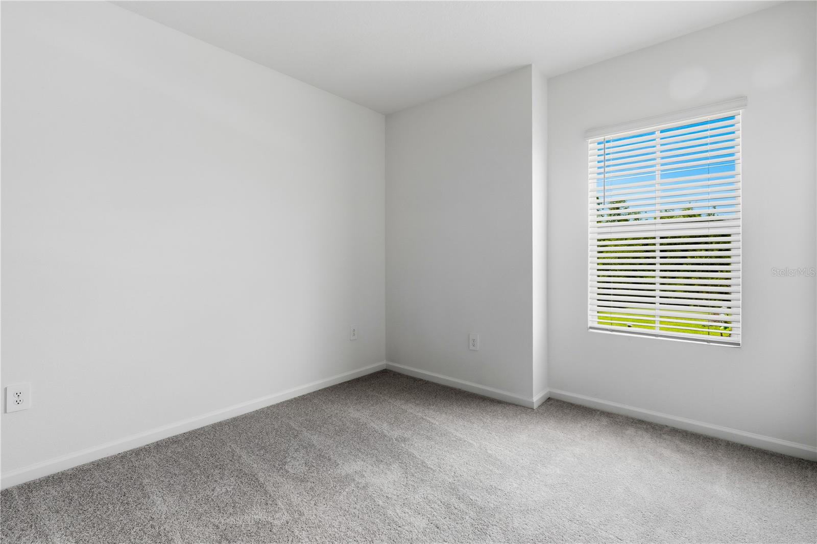 3092 Chromatic St Property Photo 15