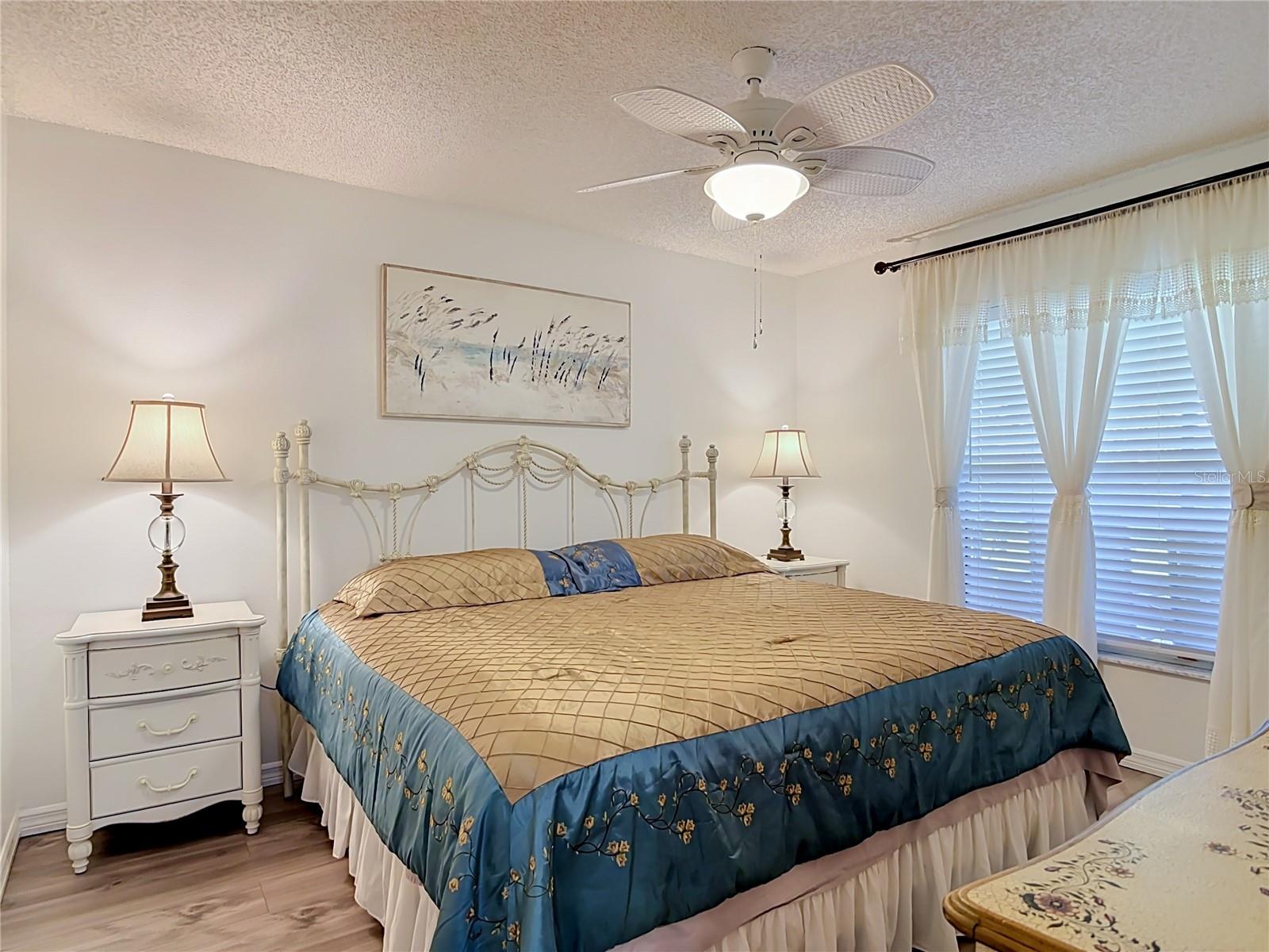 1535 Lavilla St Property Photo 23