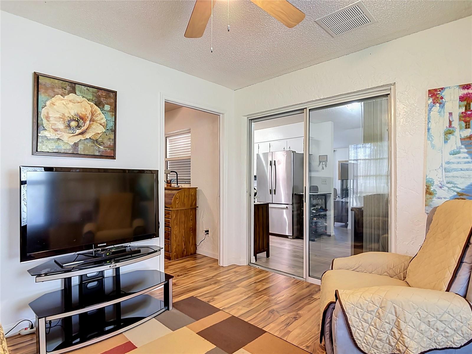 1535 Lavilla St Property Photo 30