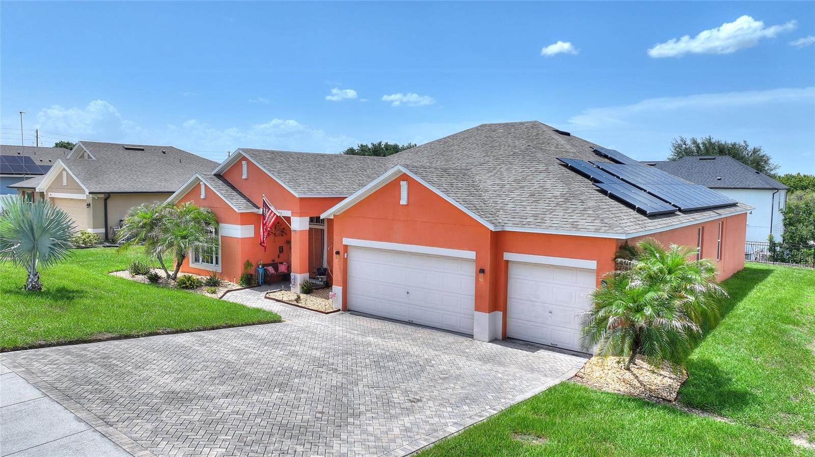 212 Brookshire Dr Property Photo 4