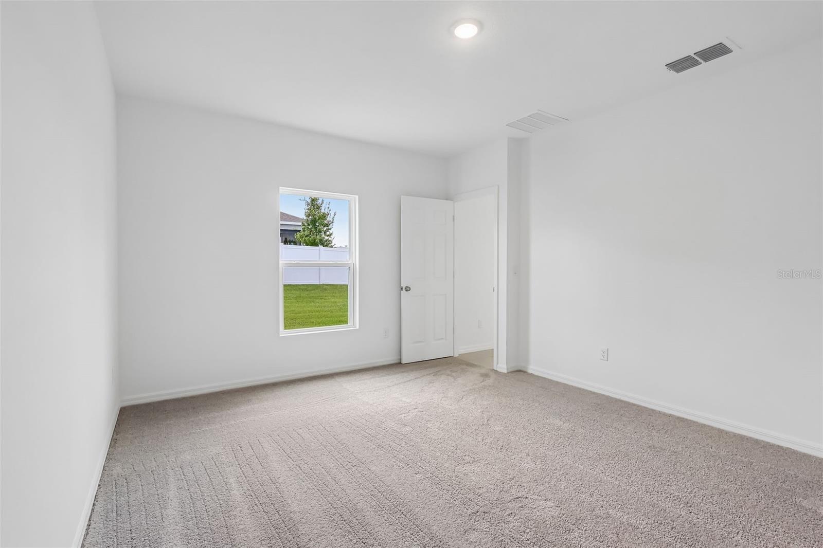 6985 Broad Wing Loop Property Photo 15