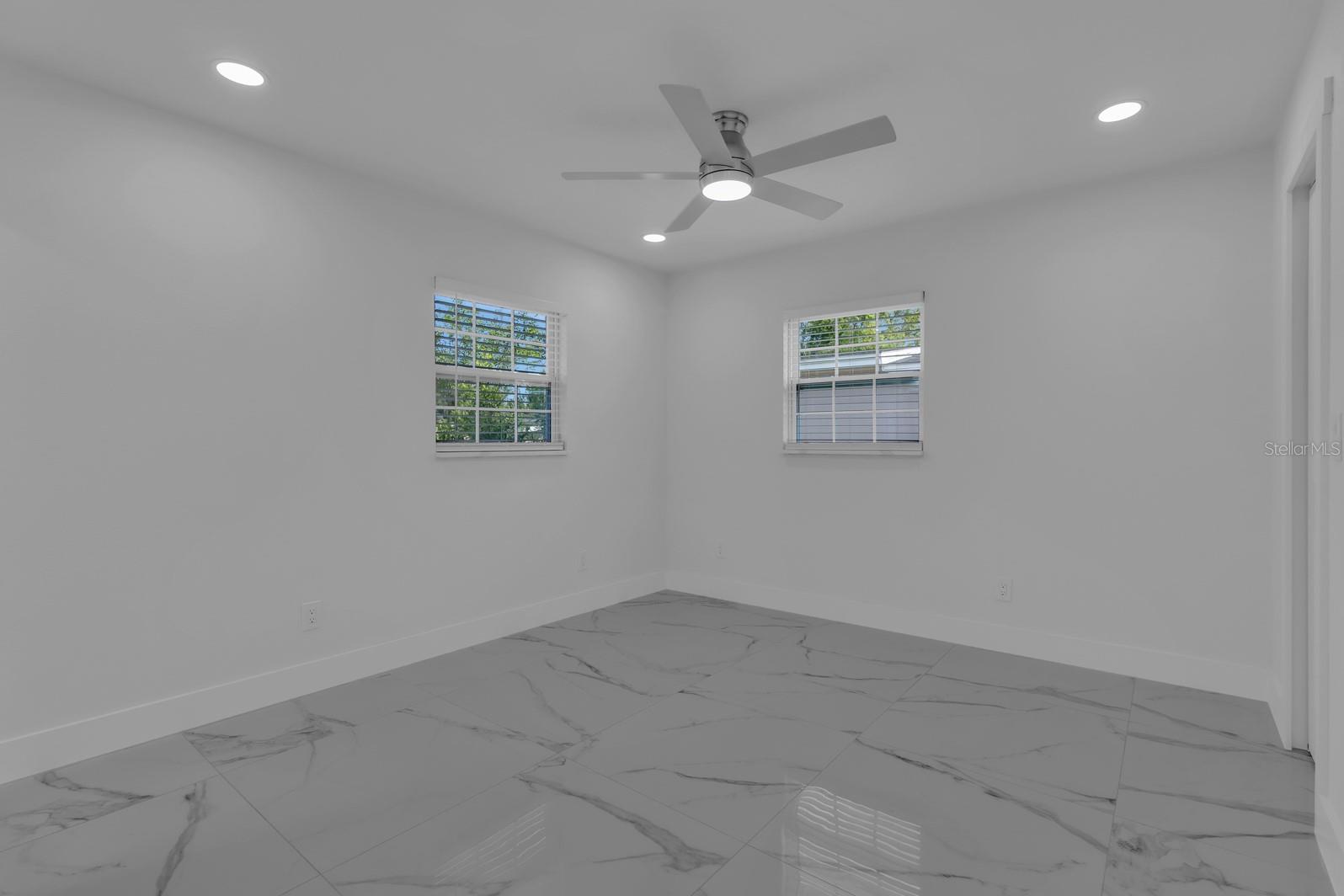 2322 Vincent Rd Property Photo 13