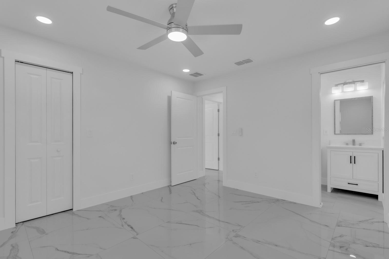 2322 Vincent Rd Property Photo 17