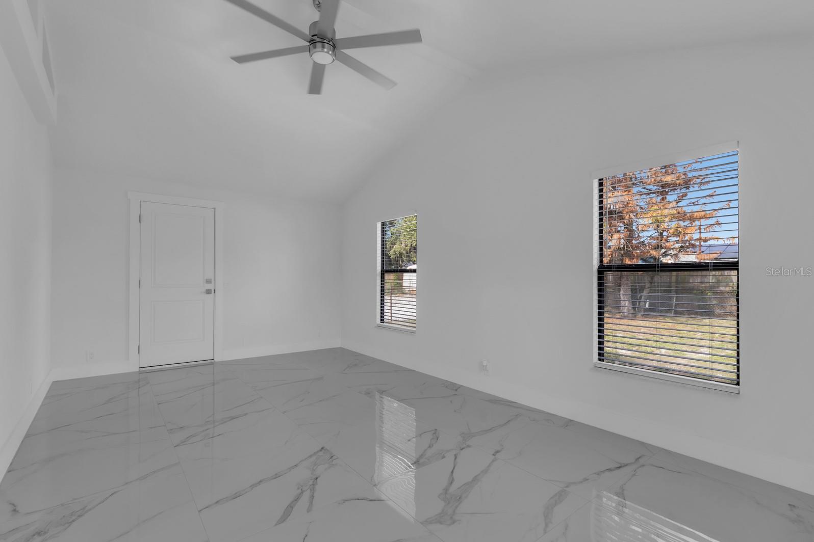 2322 Vincent Rd Property Photo 23