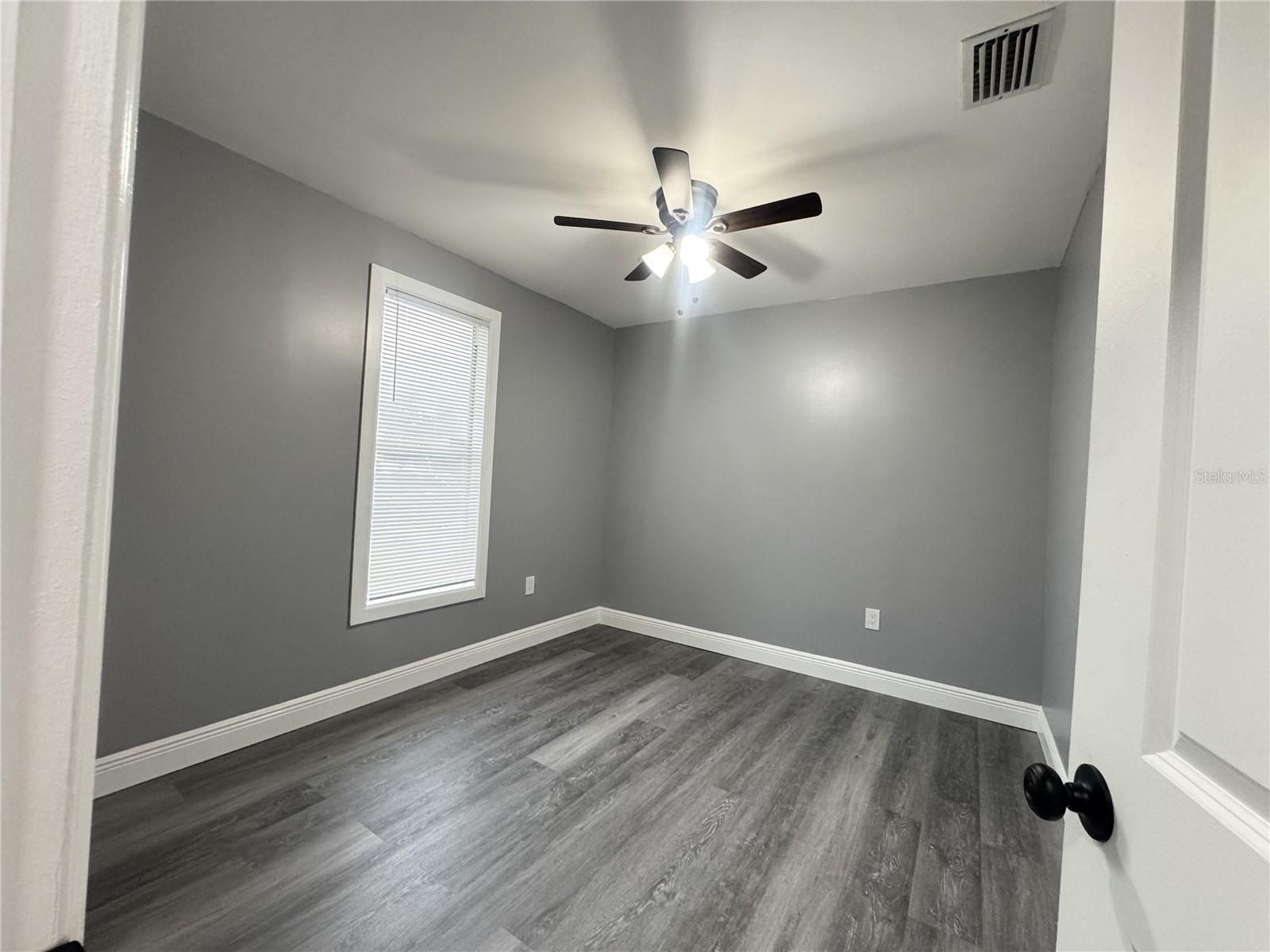 425 S Observatory Dr Property Photo 12
