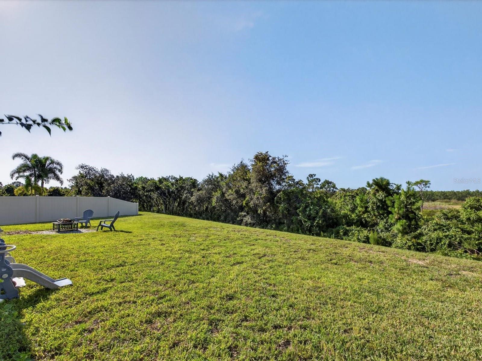 120 Whirlaway Dr Property Photo 28
