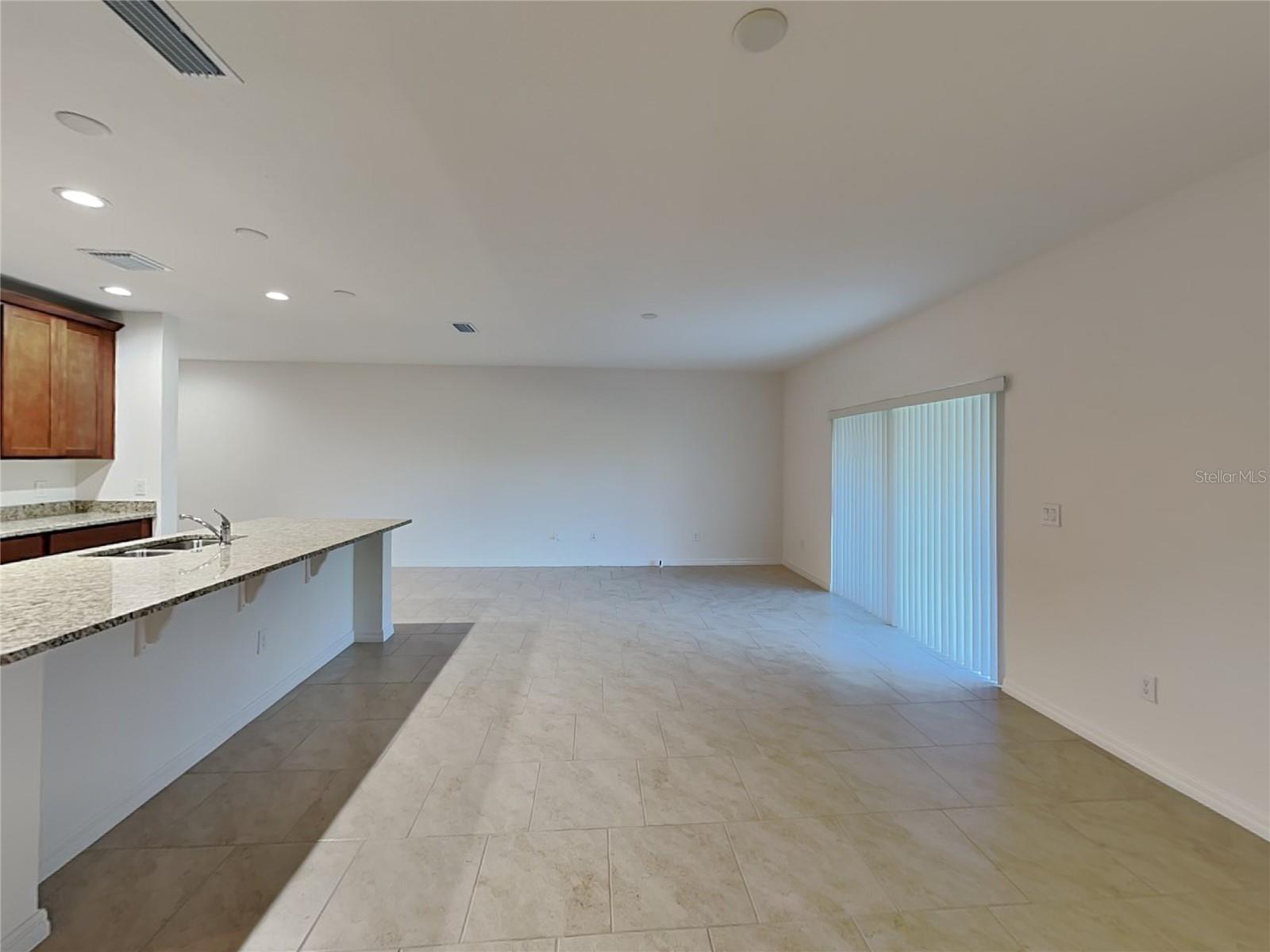 1615 Cloudy Ct Property Photo 2