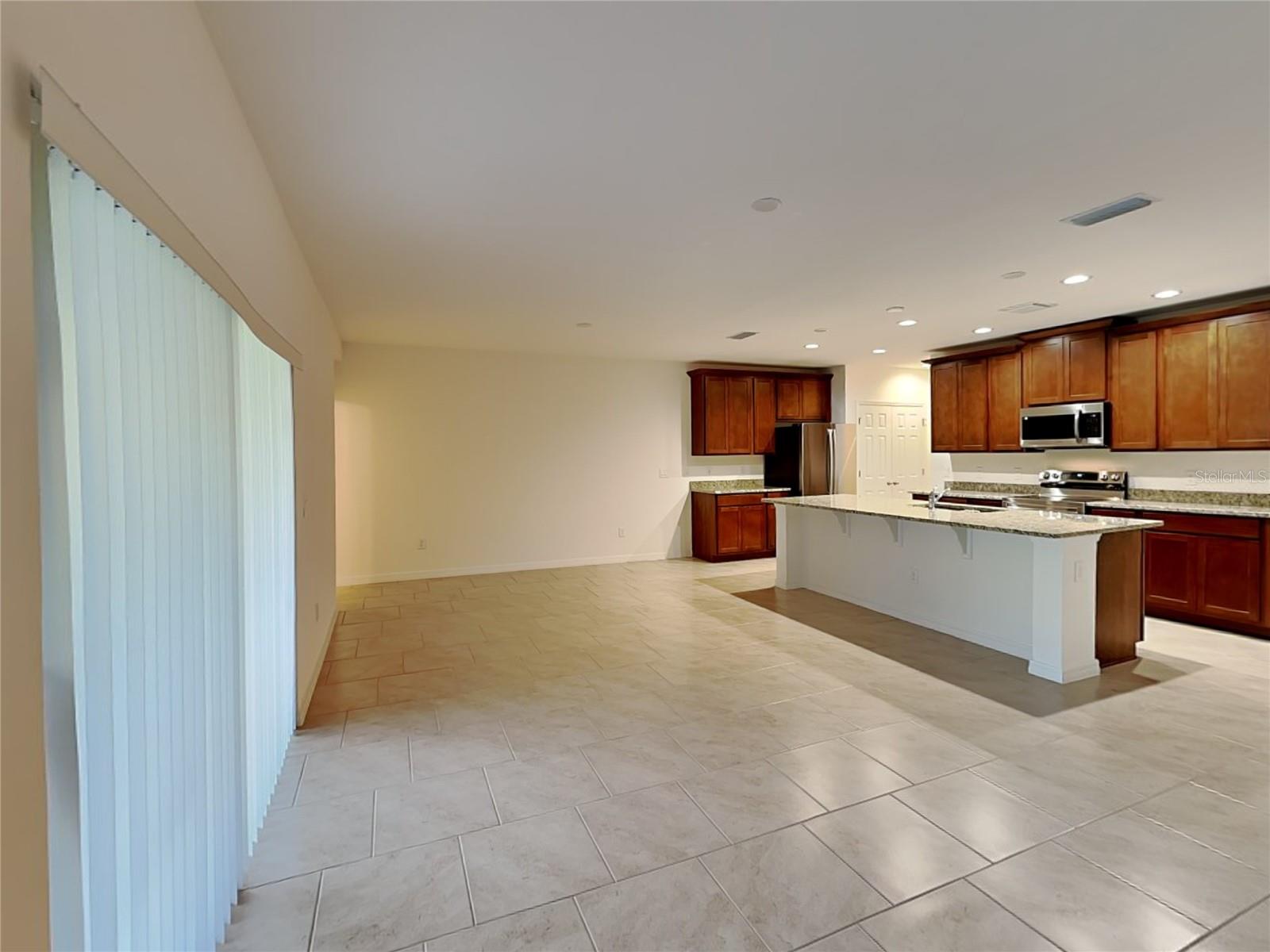 1615 Cloudy Ct Property Photo 3