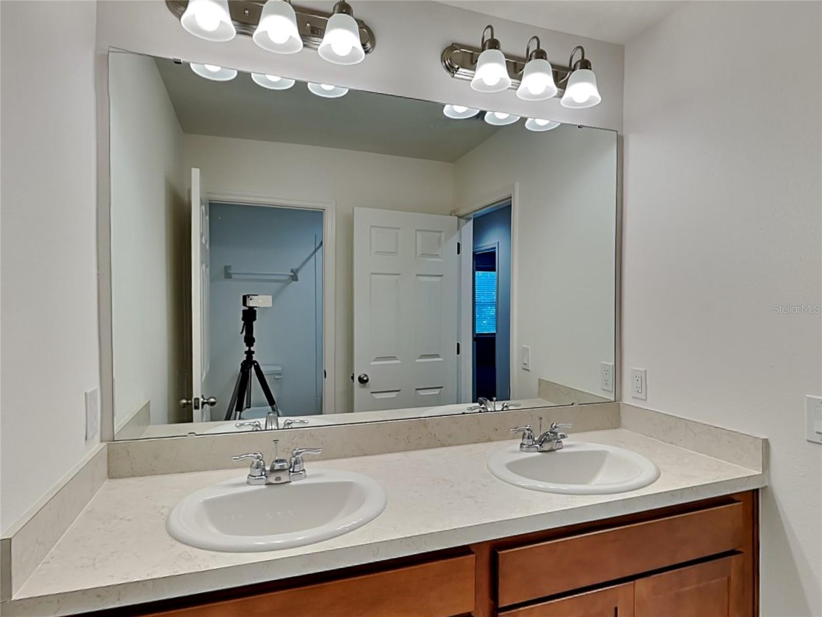 1615 Cloudy Ct Property Photo 14