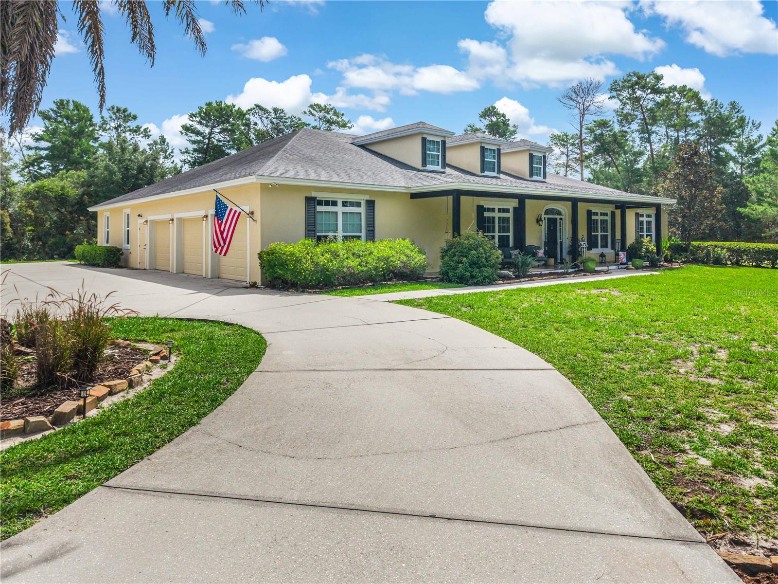 450 Valley Stream Dr Property Photo 8