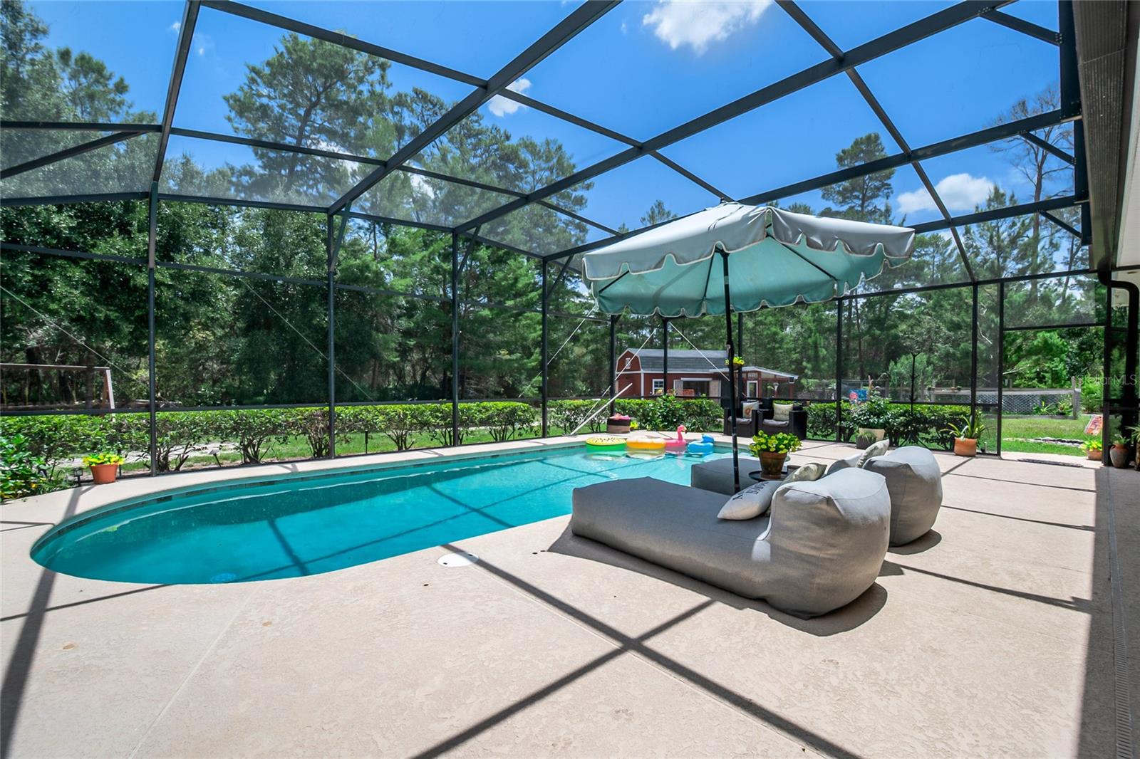 450 Valley Stream Dr Property Photo 45