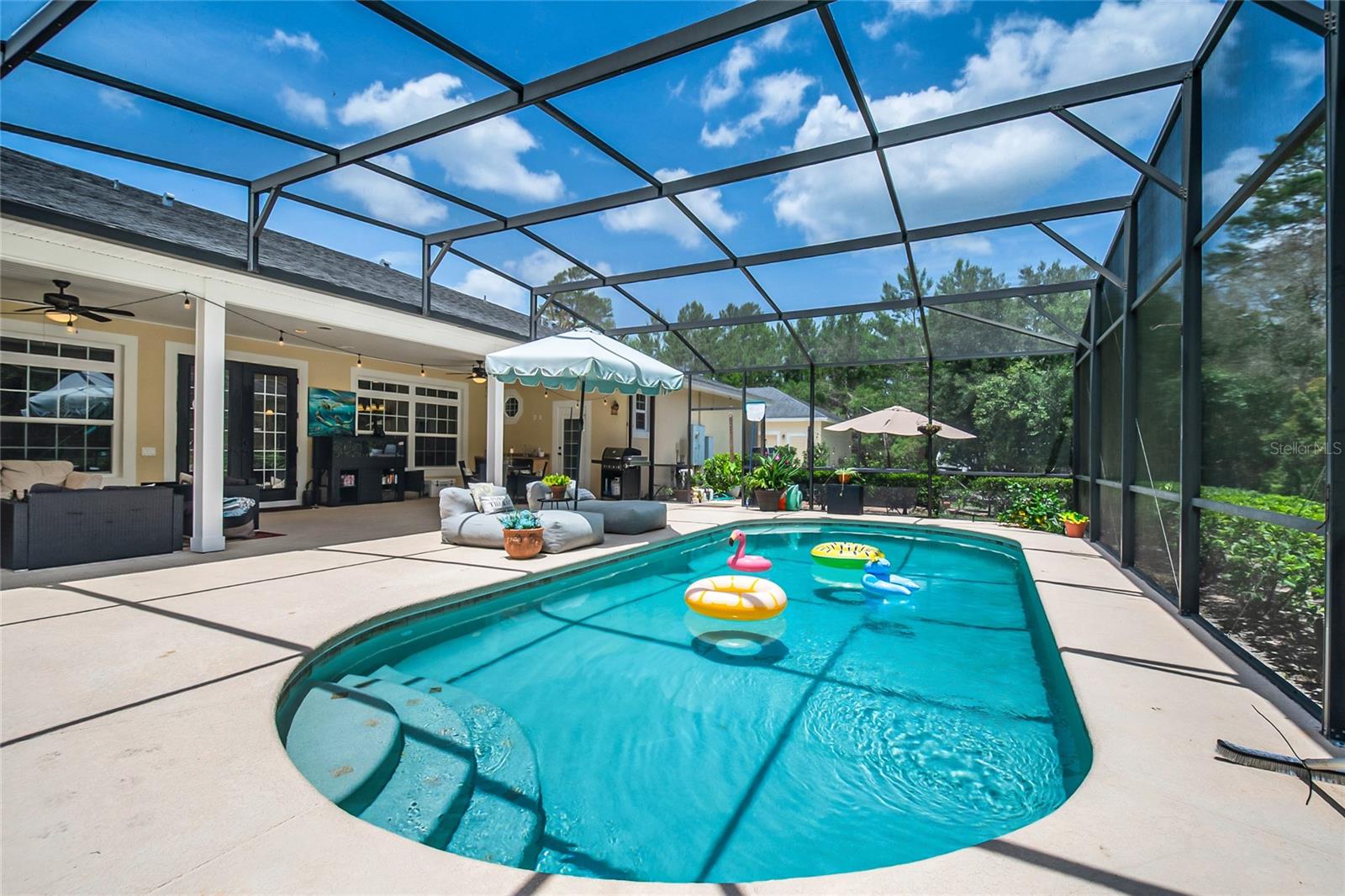 450 Valley Stream Dr Property Photo 47