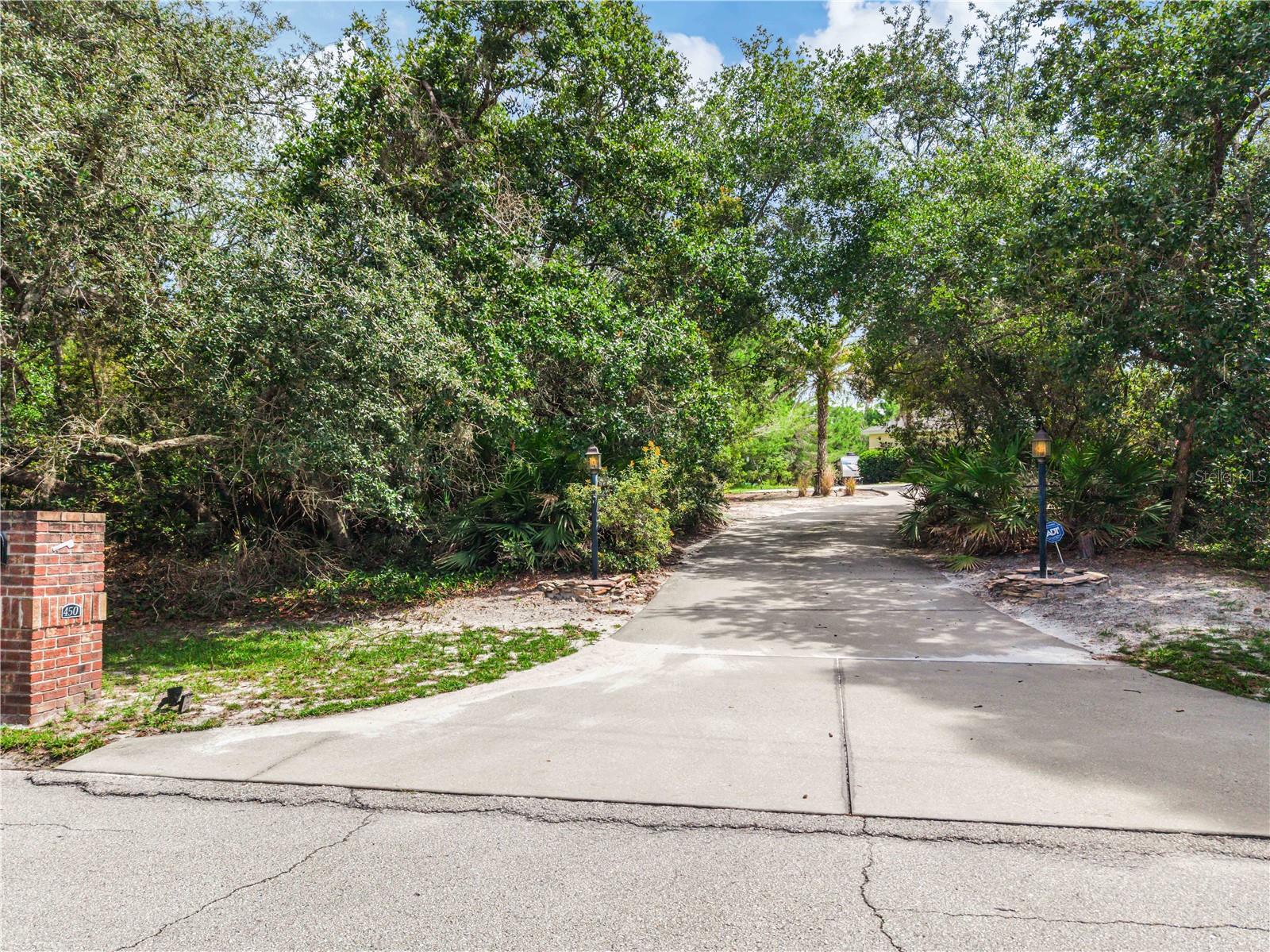 450 Valley Stream Dr Property Photo 60