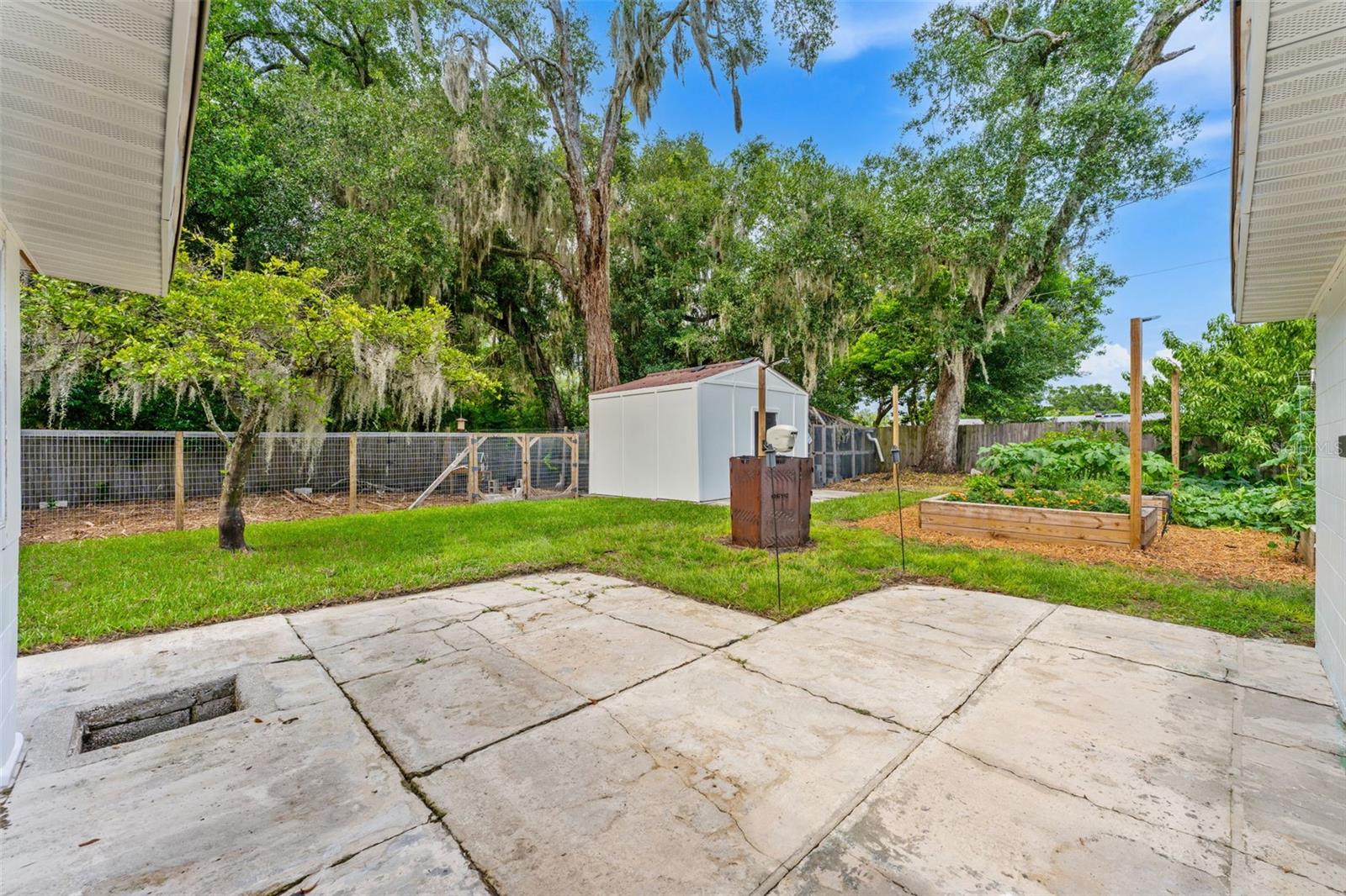 175 Grace Blvd Property Photo 30