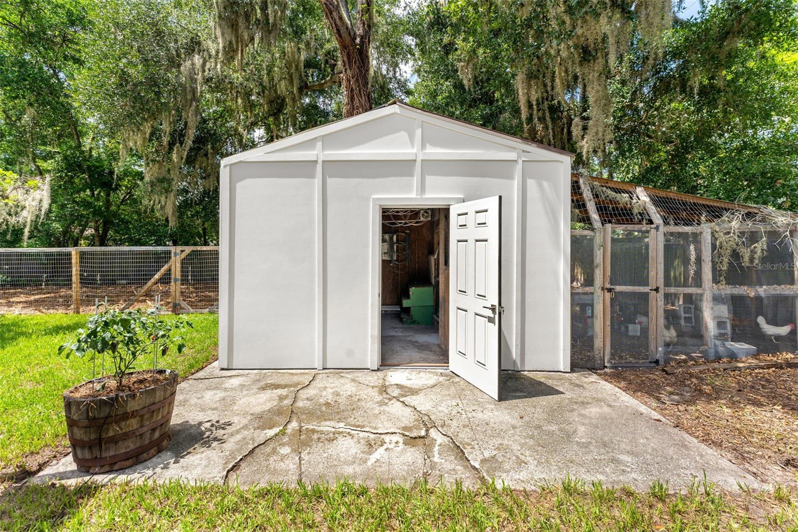 175 Grace Blvd Property Photo 47