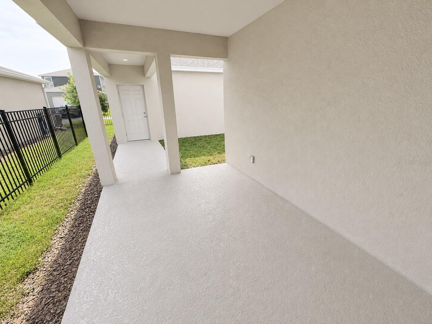 4083 Feather Tree Dr Property Photo 27