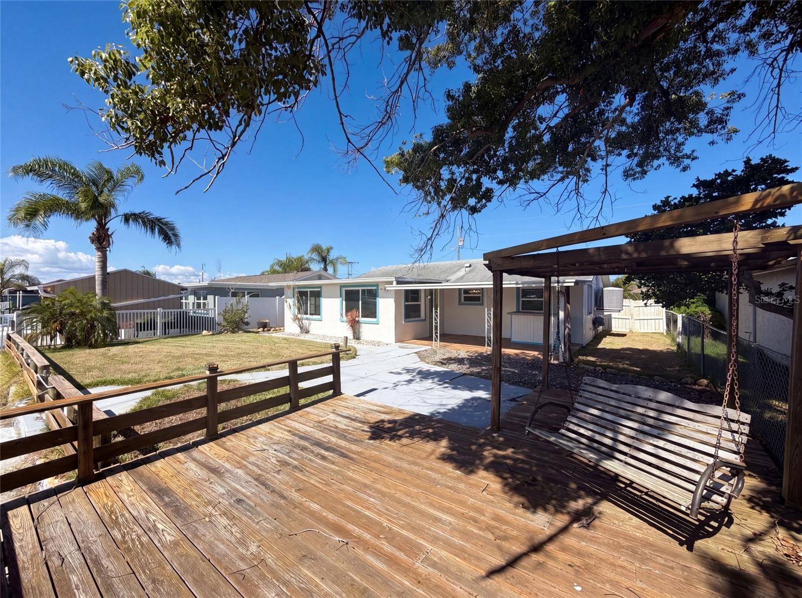 13638 Evelane Dr Property Photo 5