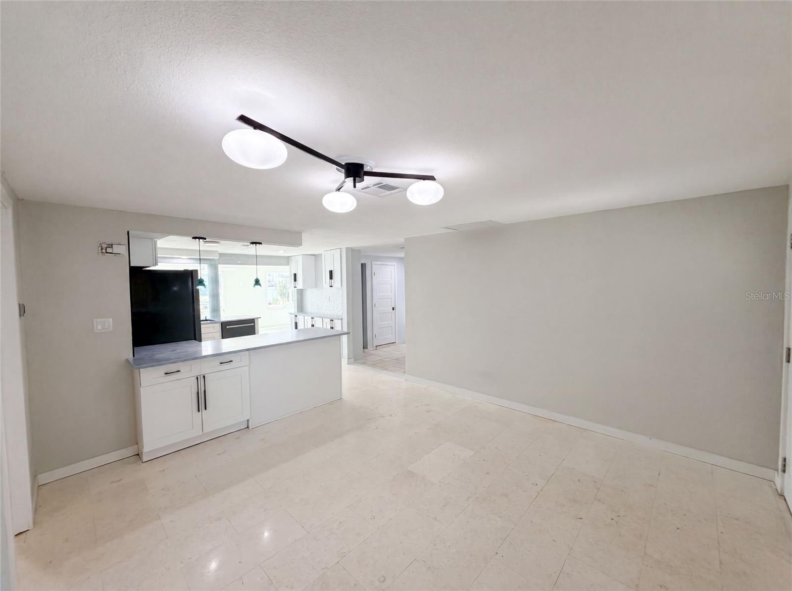 13638 Evelane Dr Property Photo 6
