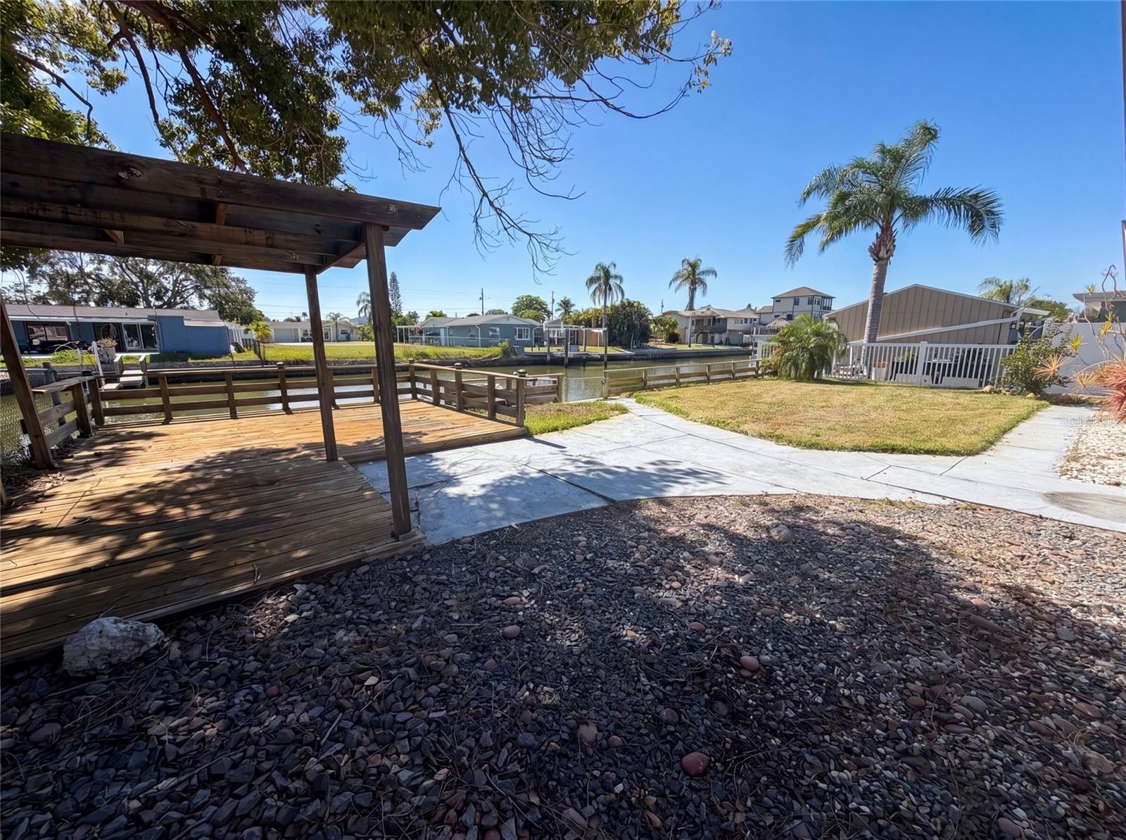 13638 Evelane Dr Property Photo 28
