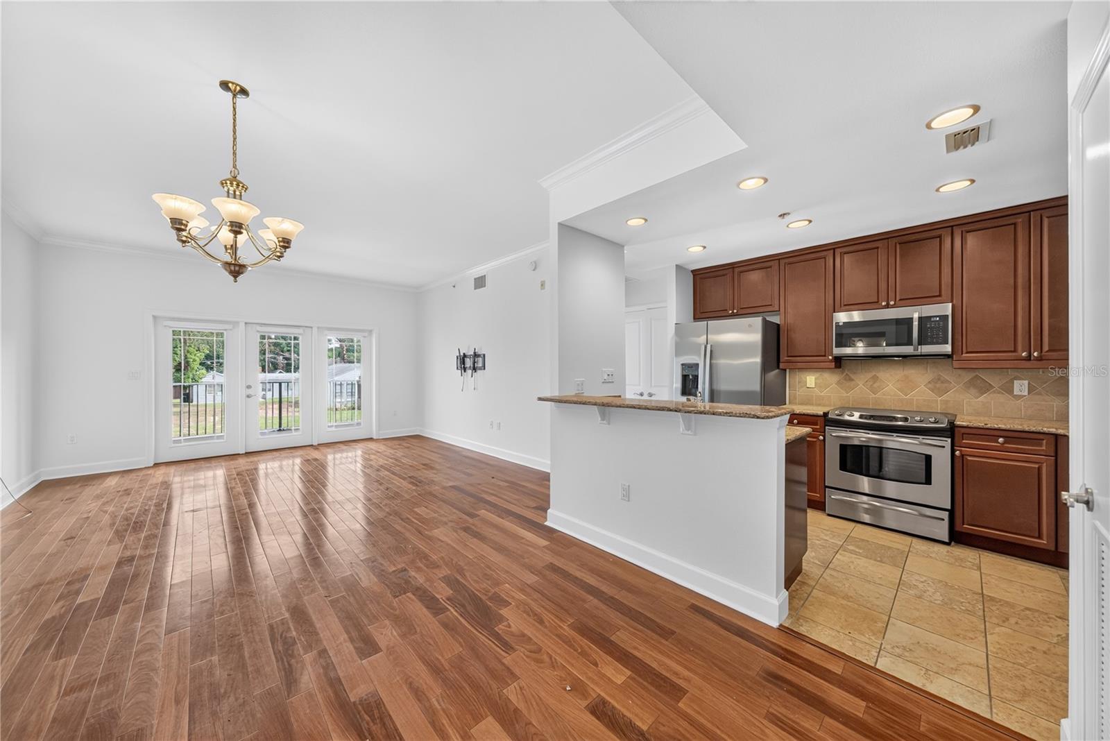 630 Vassar St #2210 Property Photo 3