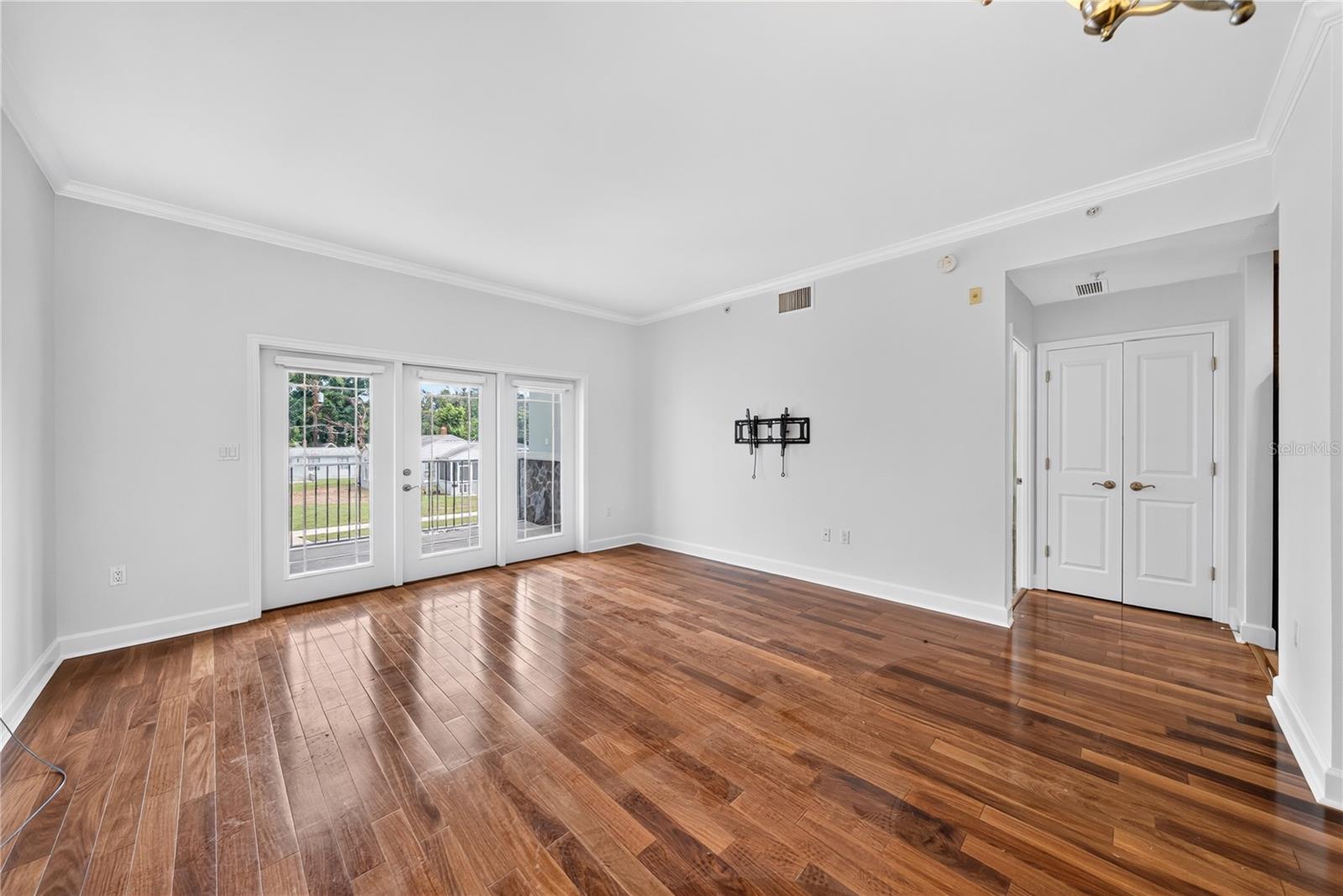 630 Vassar St #2210 Property Photo 7